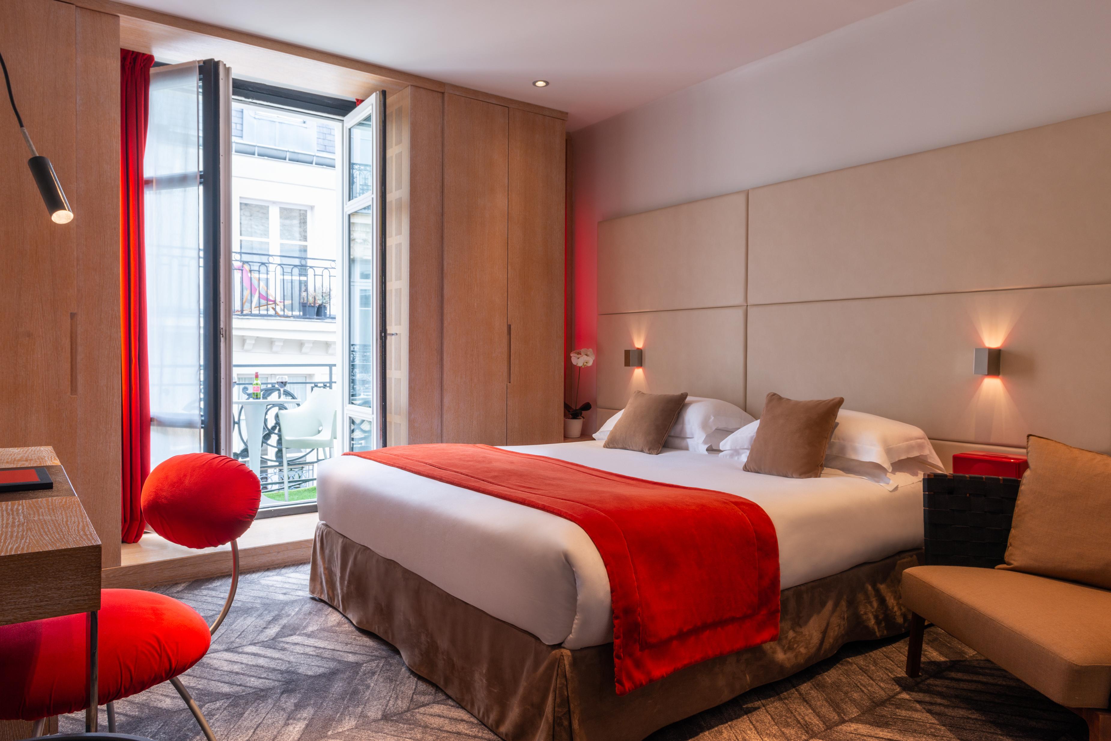 Golden Tulip Opera De Noailles 4* Paris