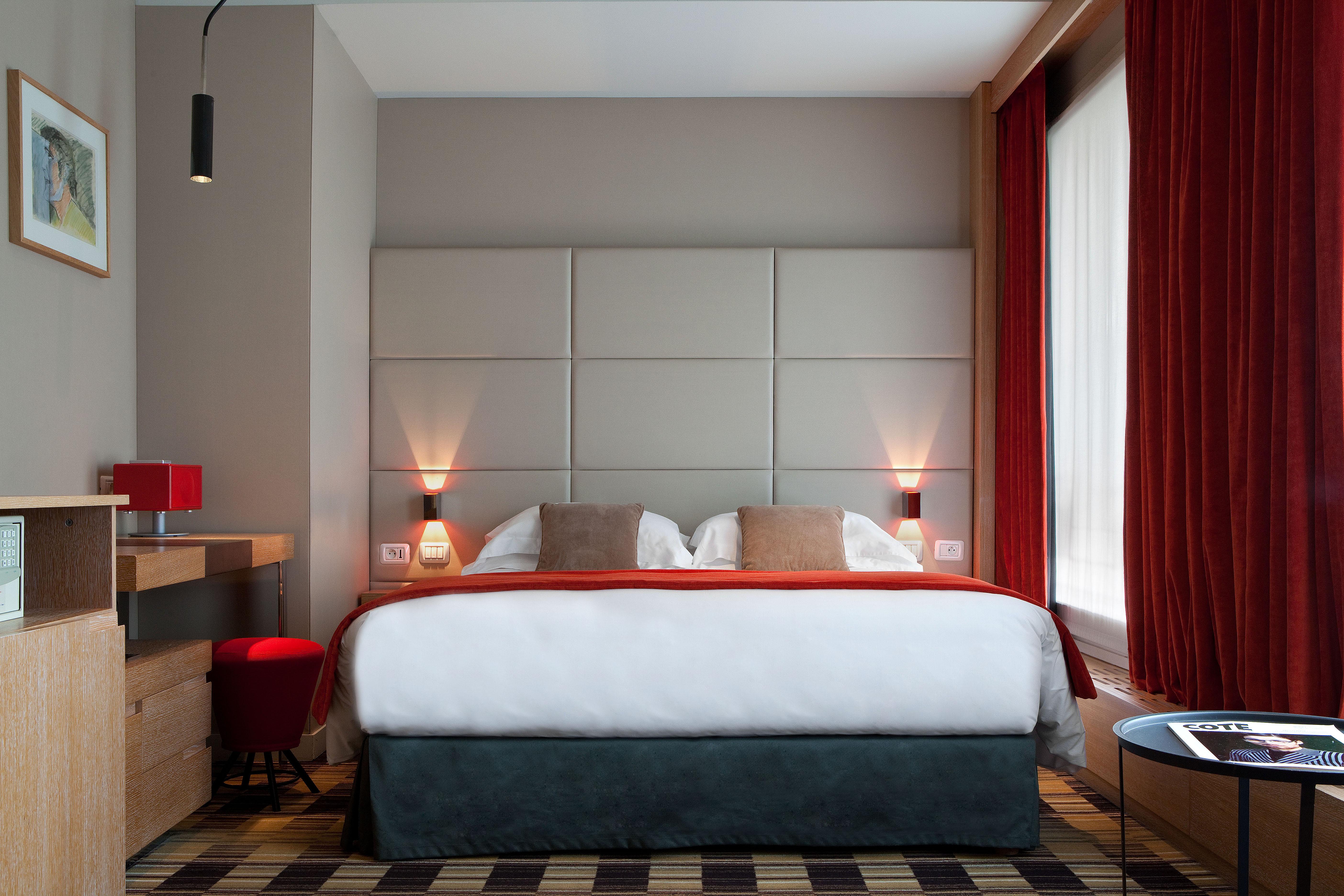 Golden Tulip Opera De Noailles 4*