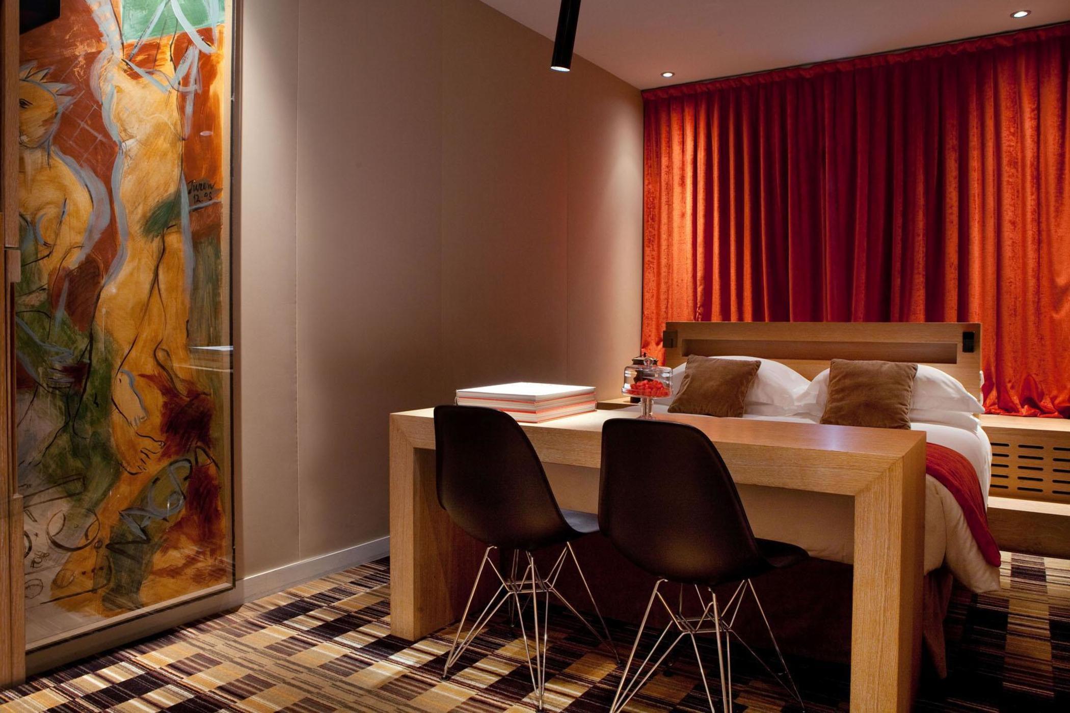 Golden Tulip Opera De Noailles Hotel