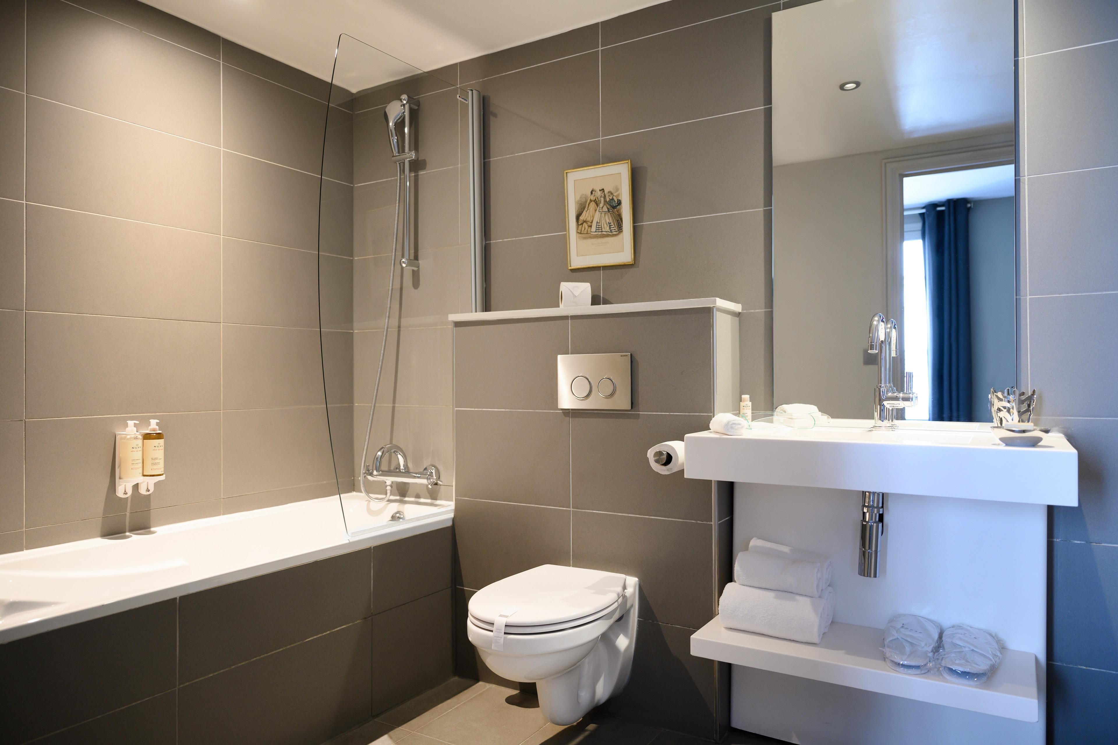 Helzear Champs-elysees 4* Paris