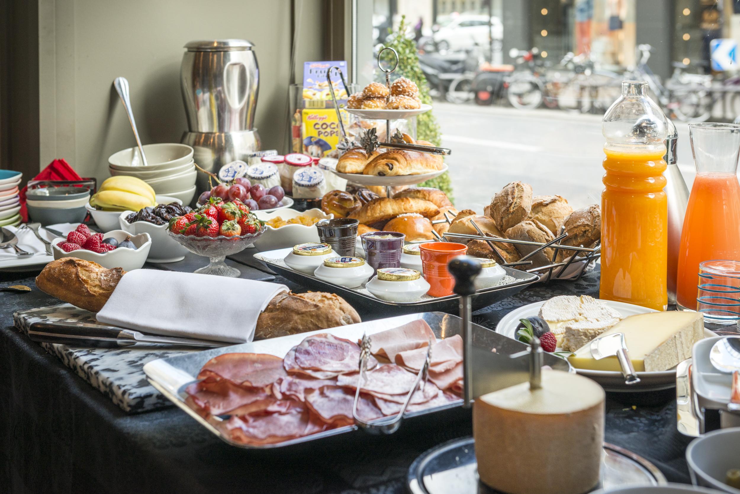 Hotel Le Placide Saint-germain Des Pres Paris