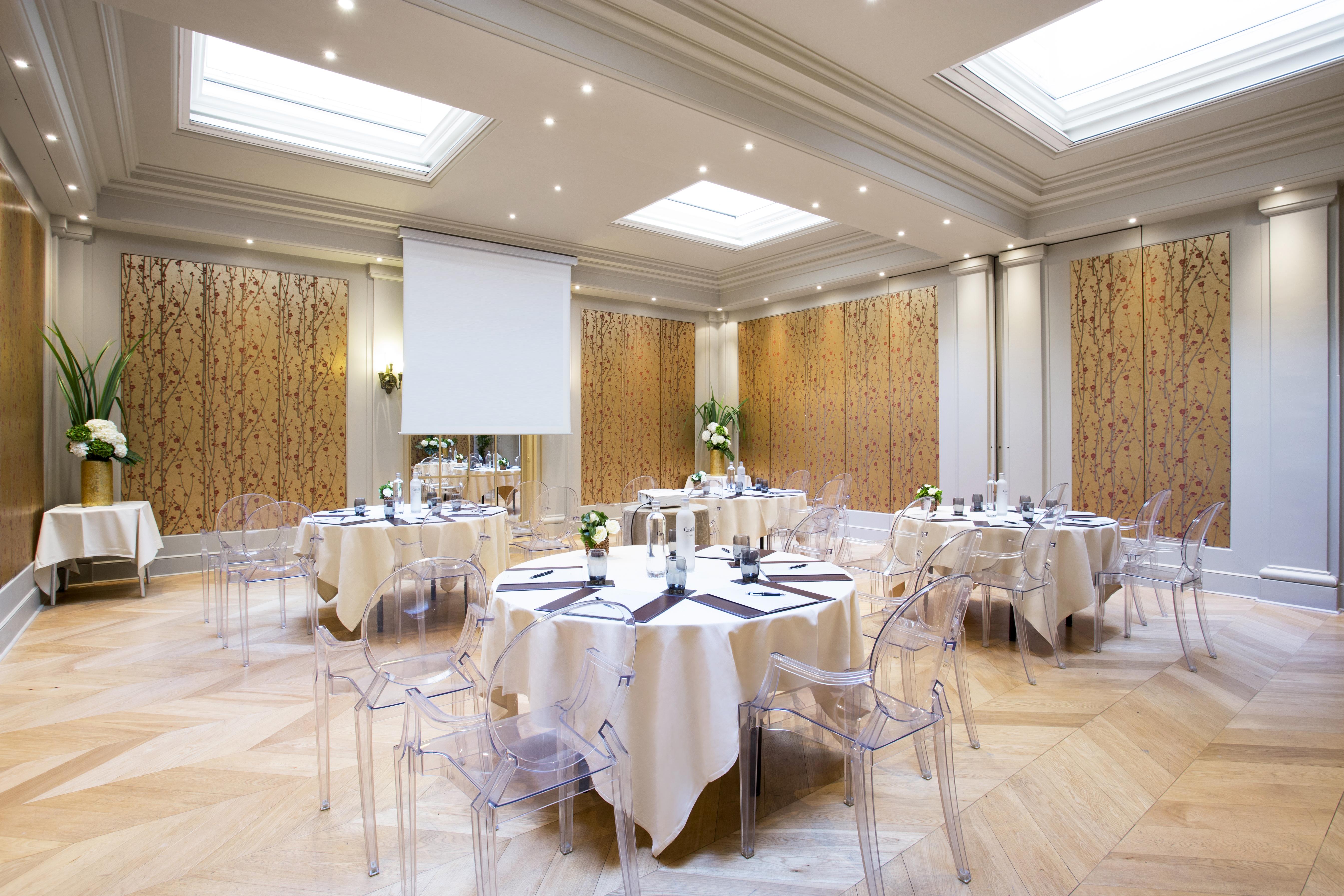 Castille Hotel 5*