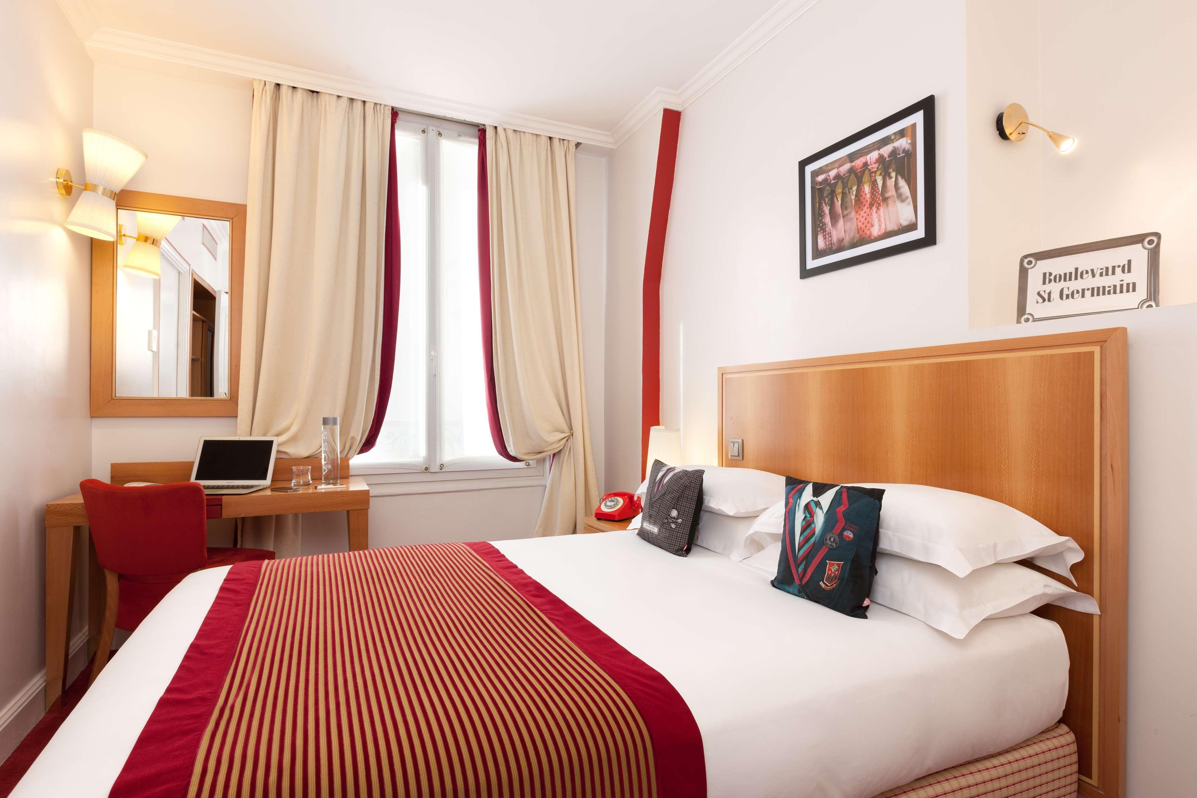 Waldorf Trocadero Tour Eiffel Hotel 4*