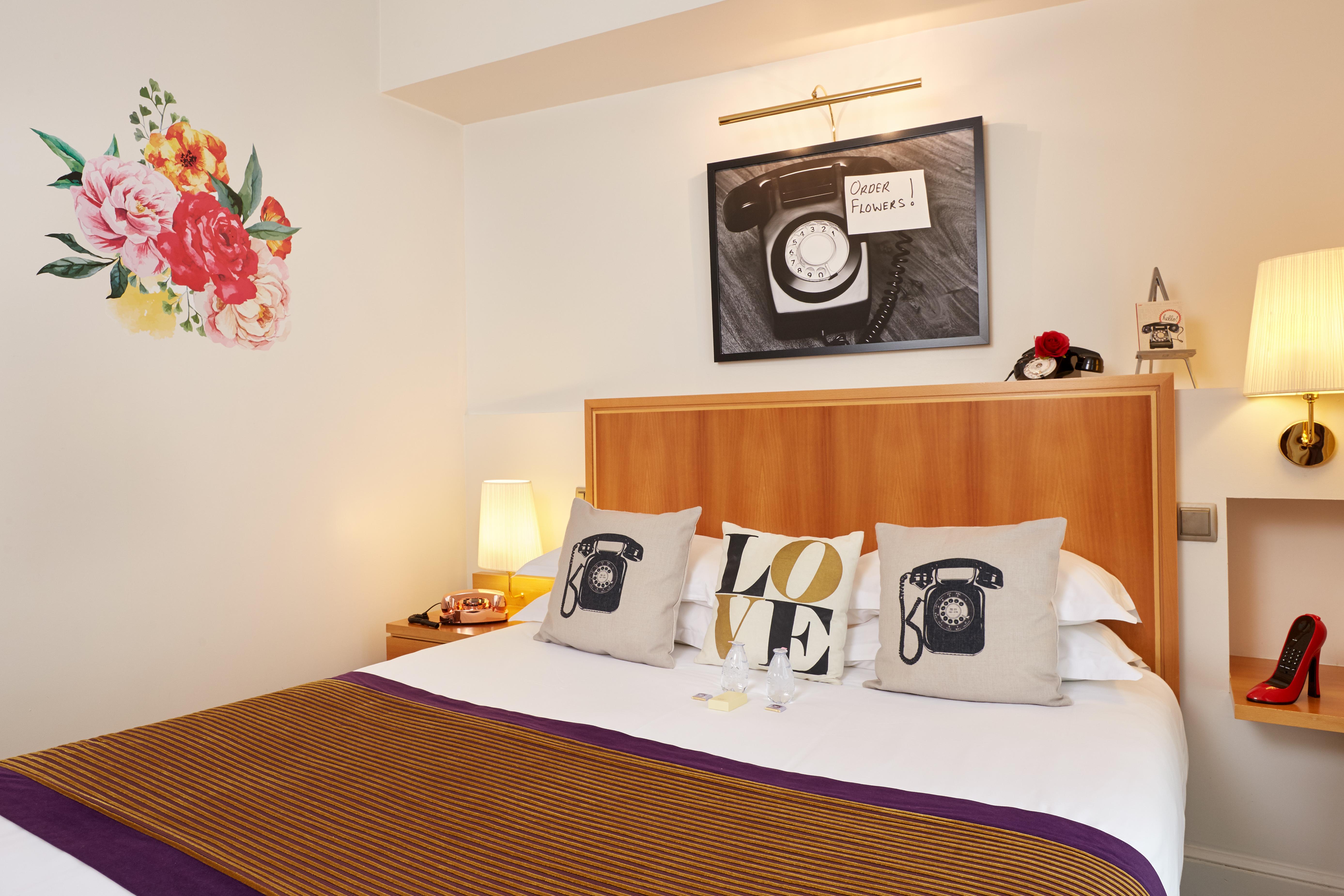 Hotel Waldorf Trocadero Tour Eiffel 4*