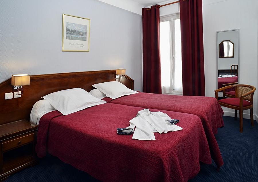 Ambassadeur Hotel