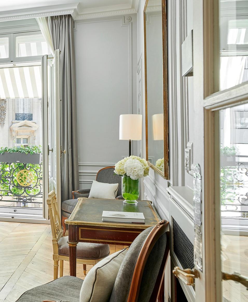 Hotel Lancaster Champs-elysees 5*