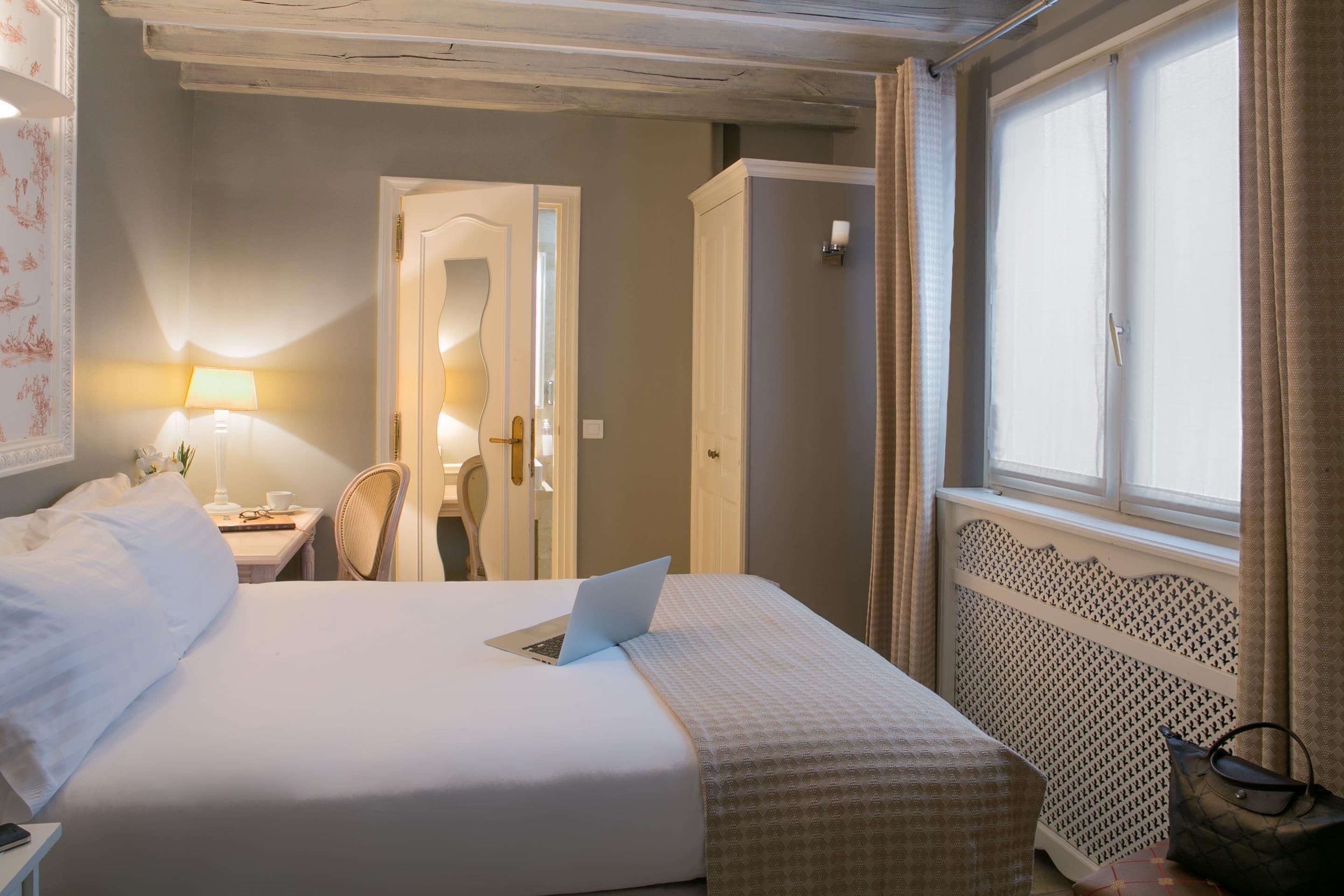 Saint Martin Bastille 3*