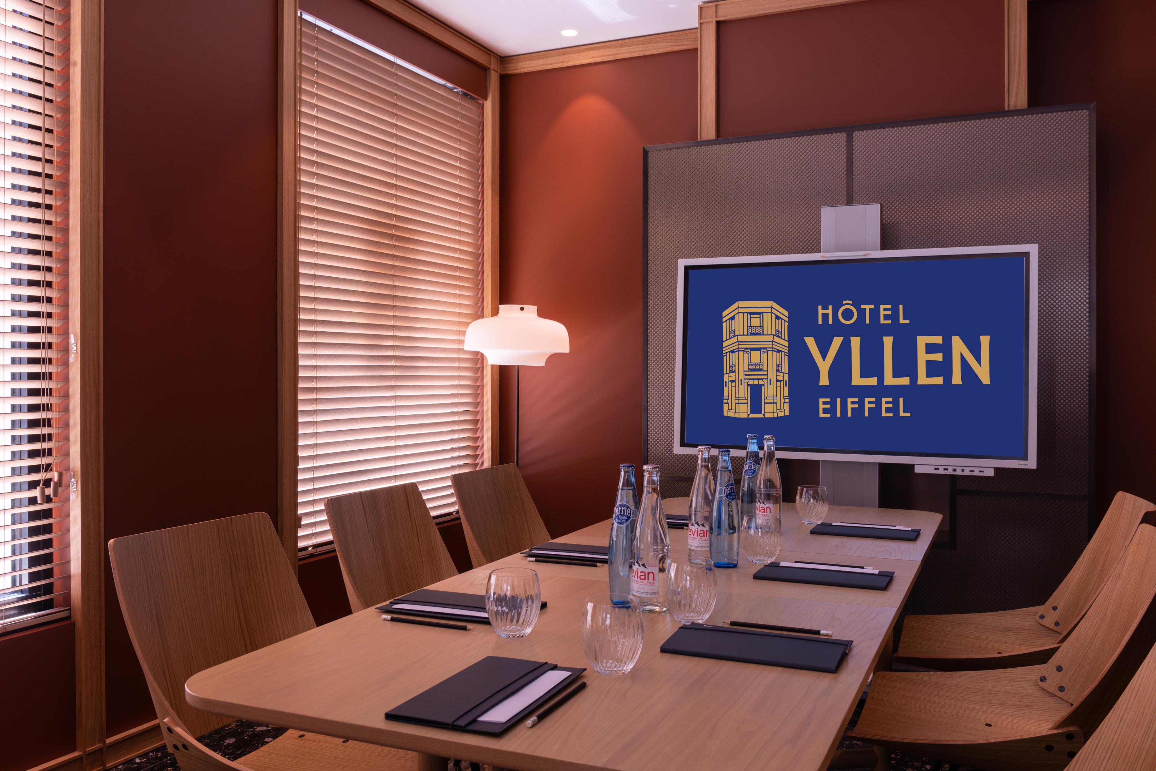 Yllen Eiffel