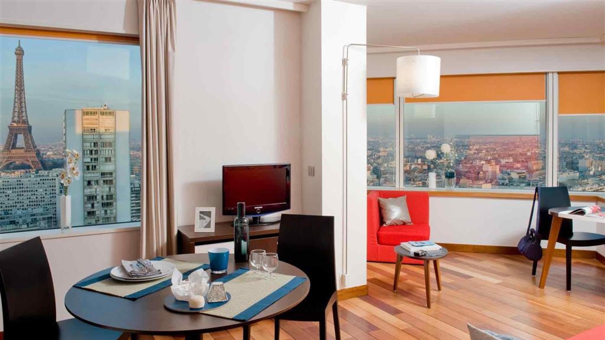 Adagio Centre Tour Eiffel Aparthotel