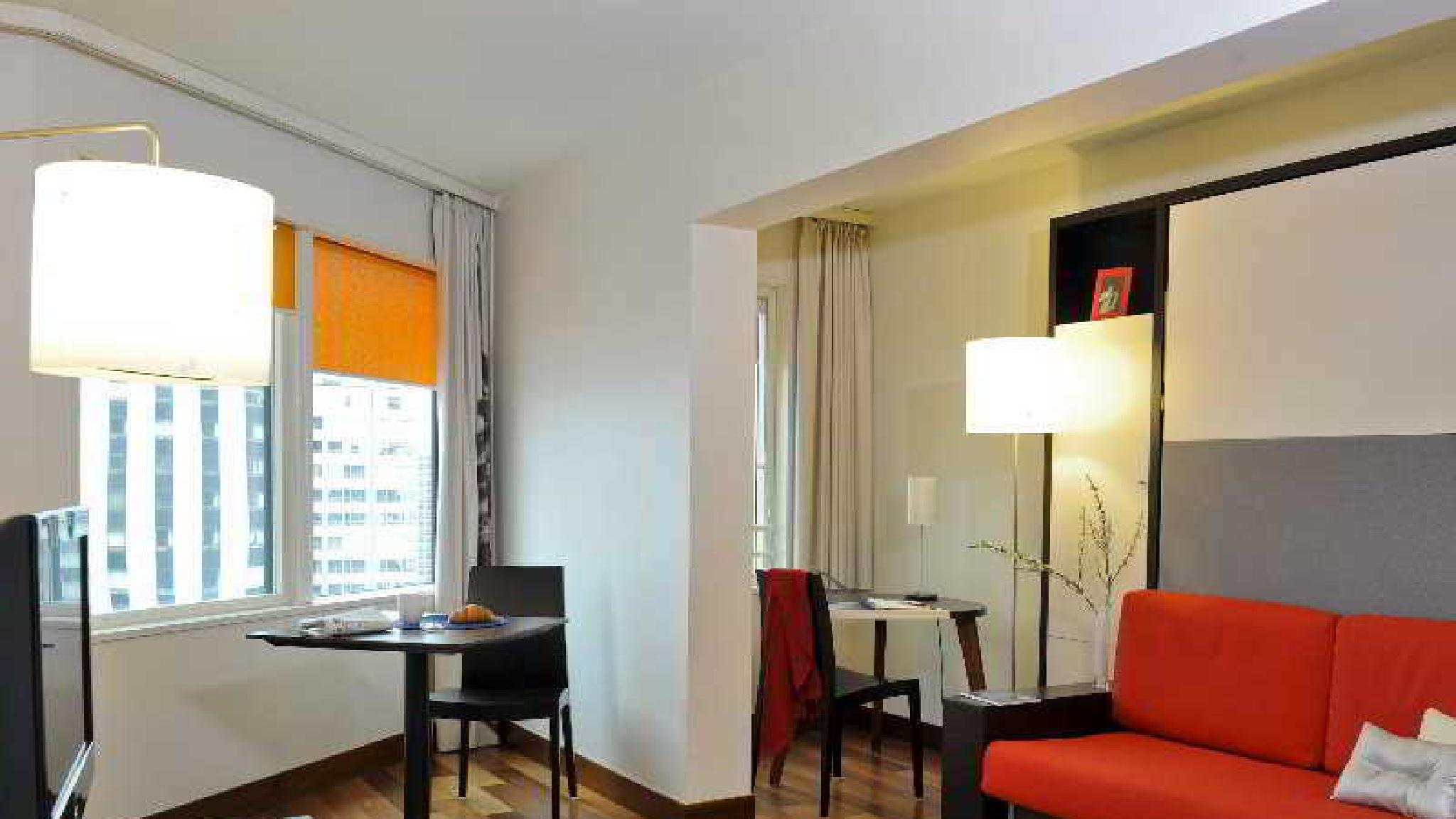 Adagio Centre Tour Eiffel 4* Paris