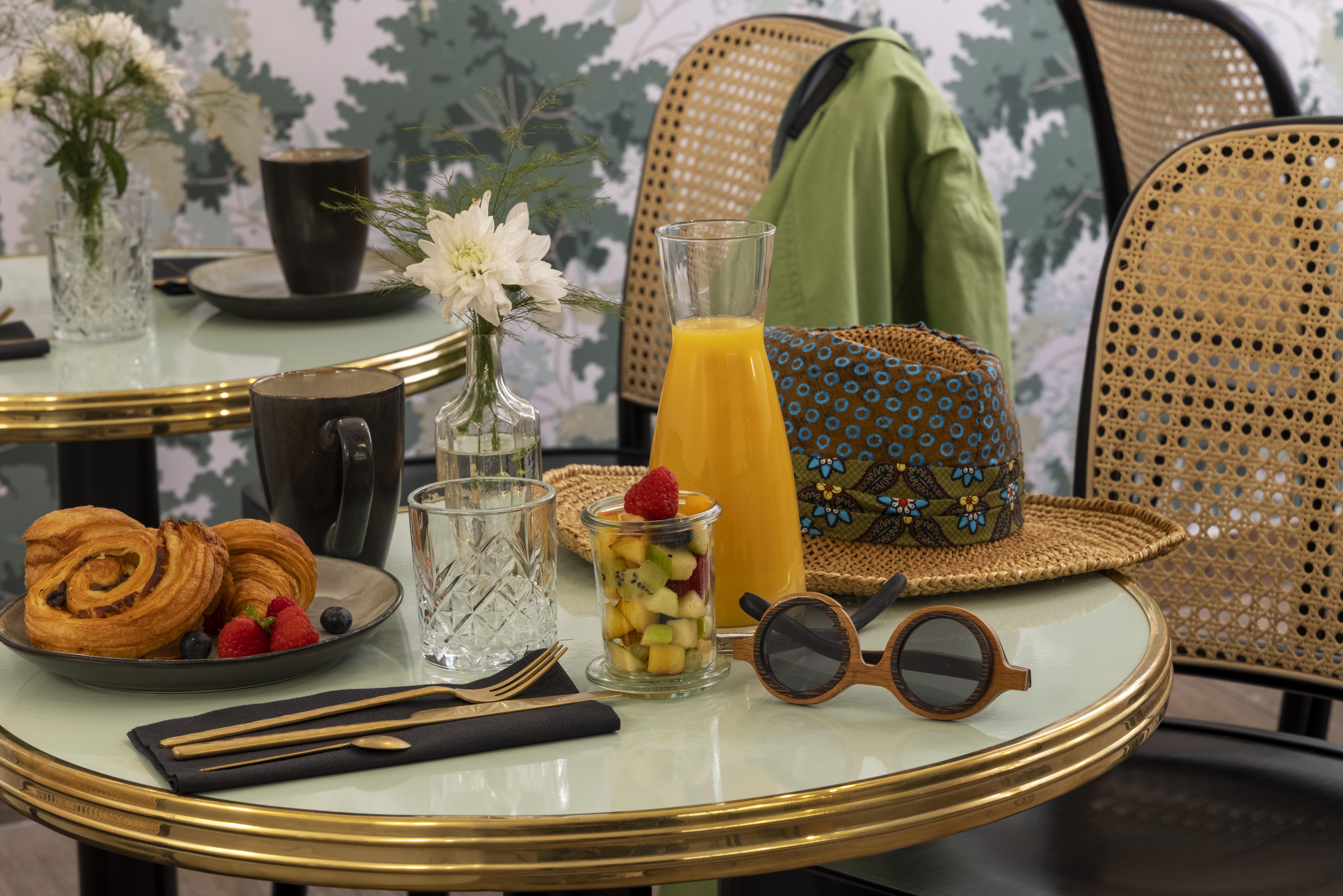 Hotel La Parisienne 3*