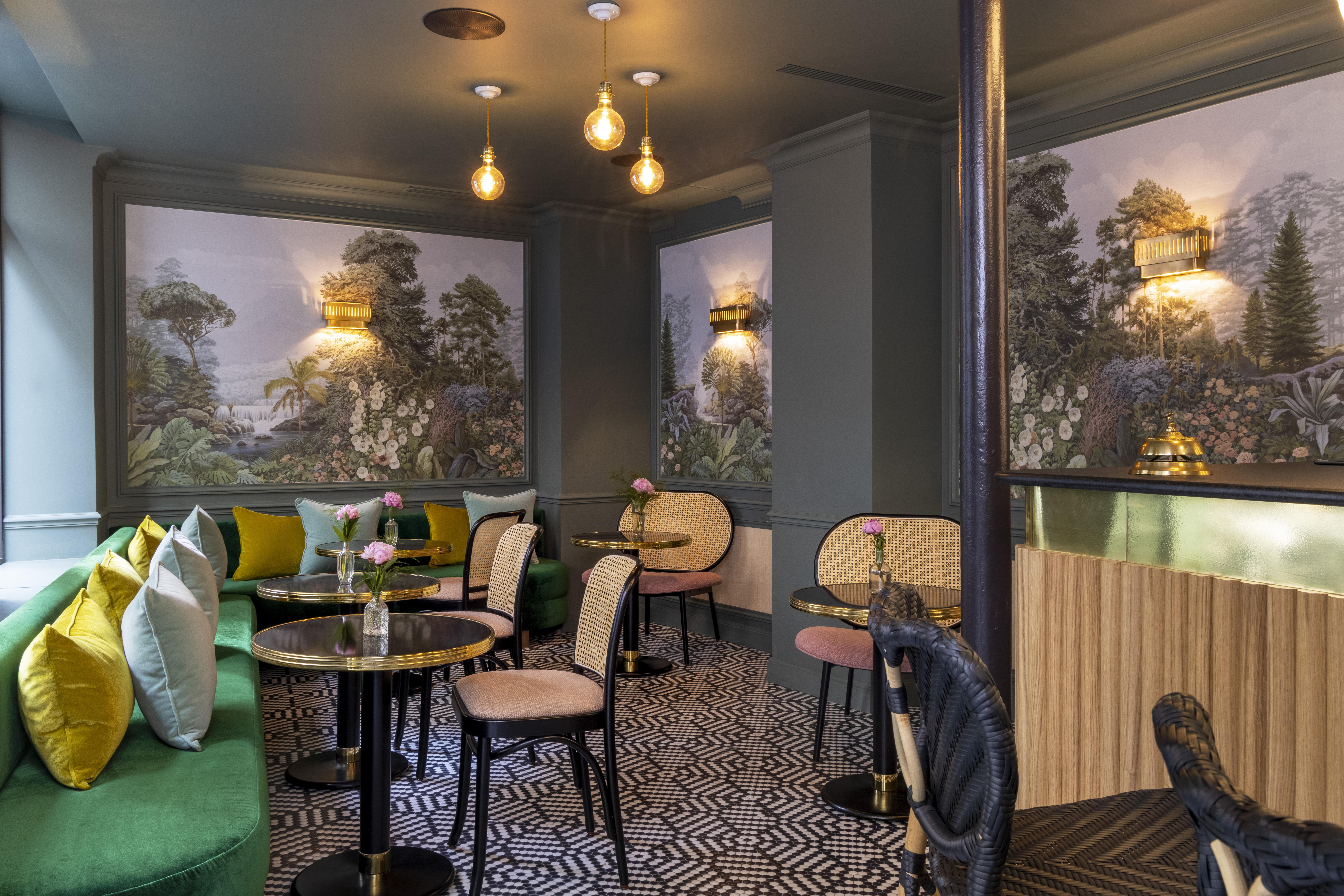 La Parisienne Hotel