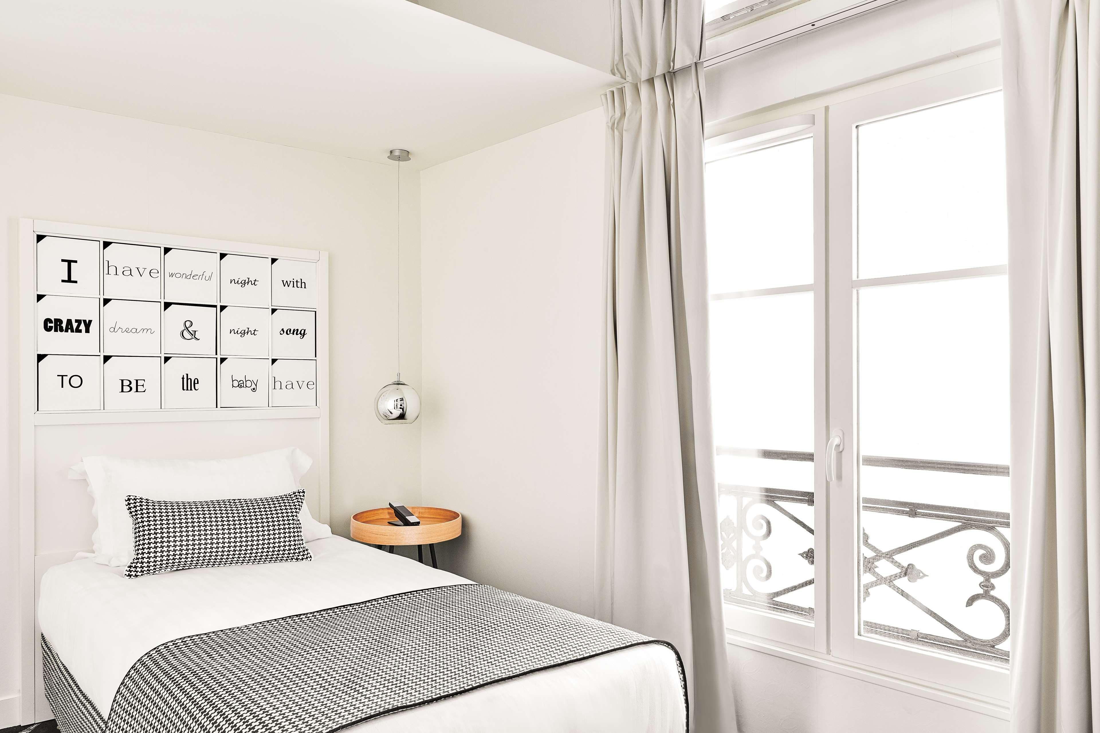 Joke - Astotel Paris