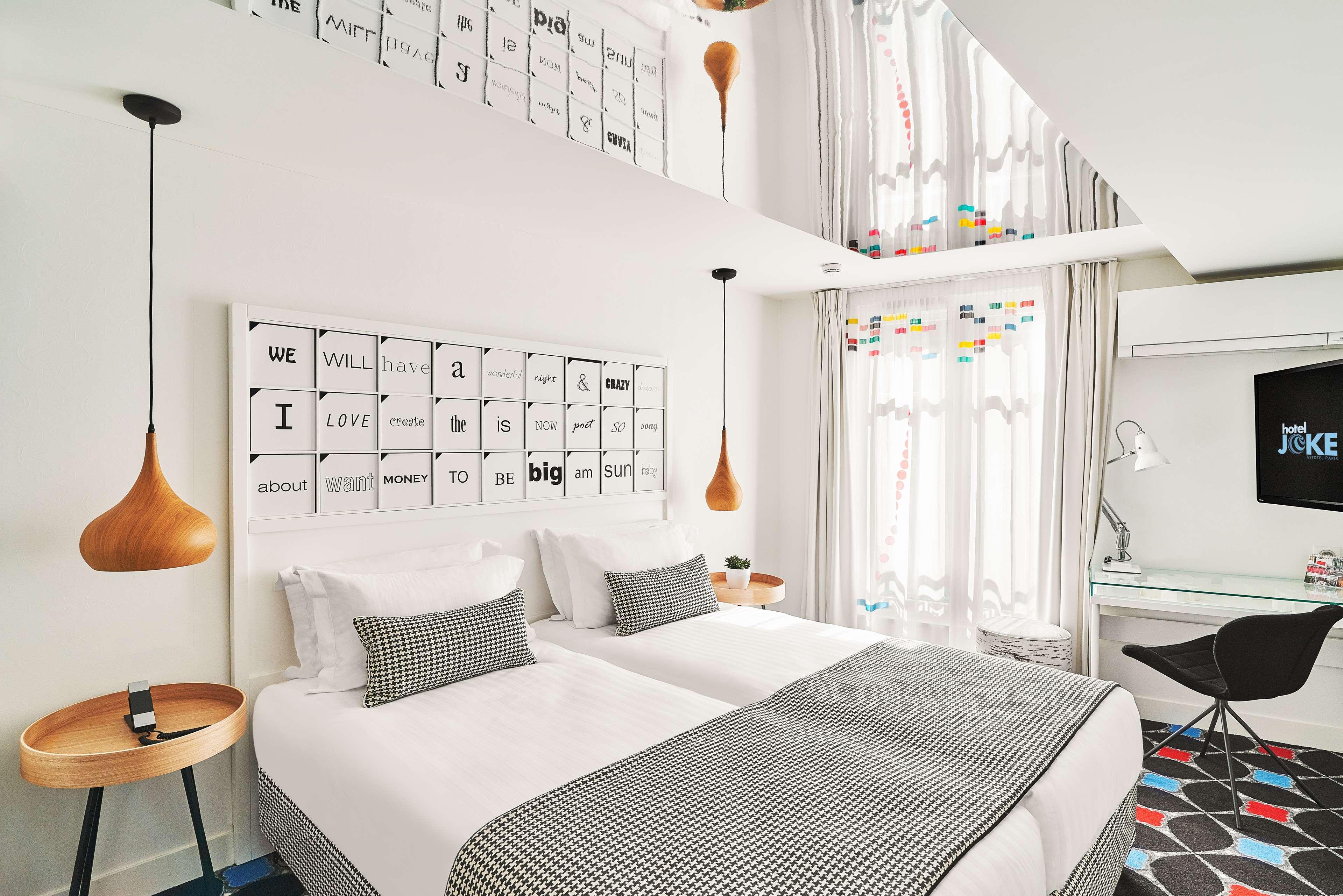 Joke - Astotel Hotel Paris