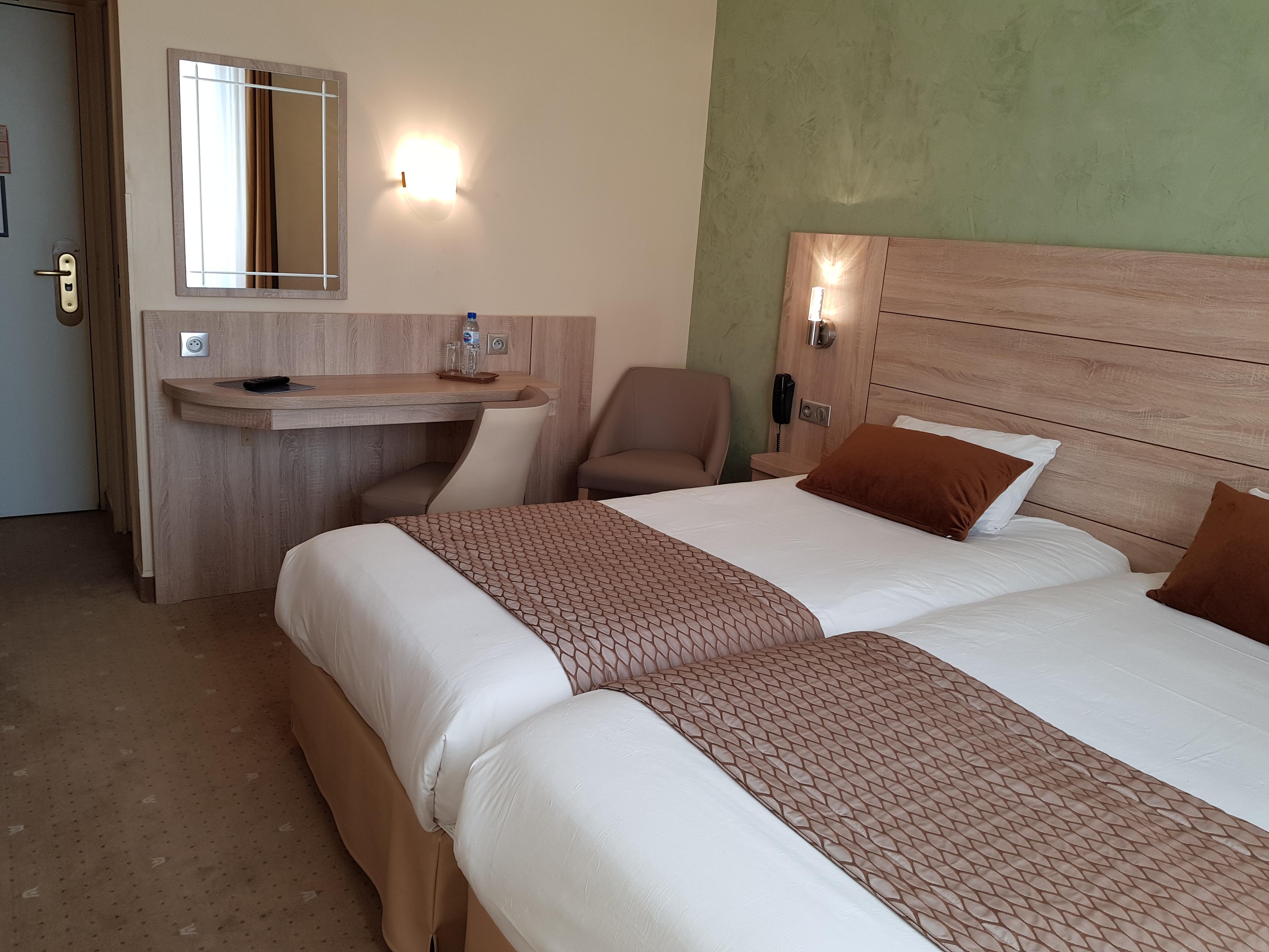 Hotel Champerret Elysées Paris