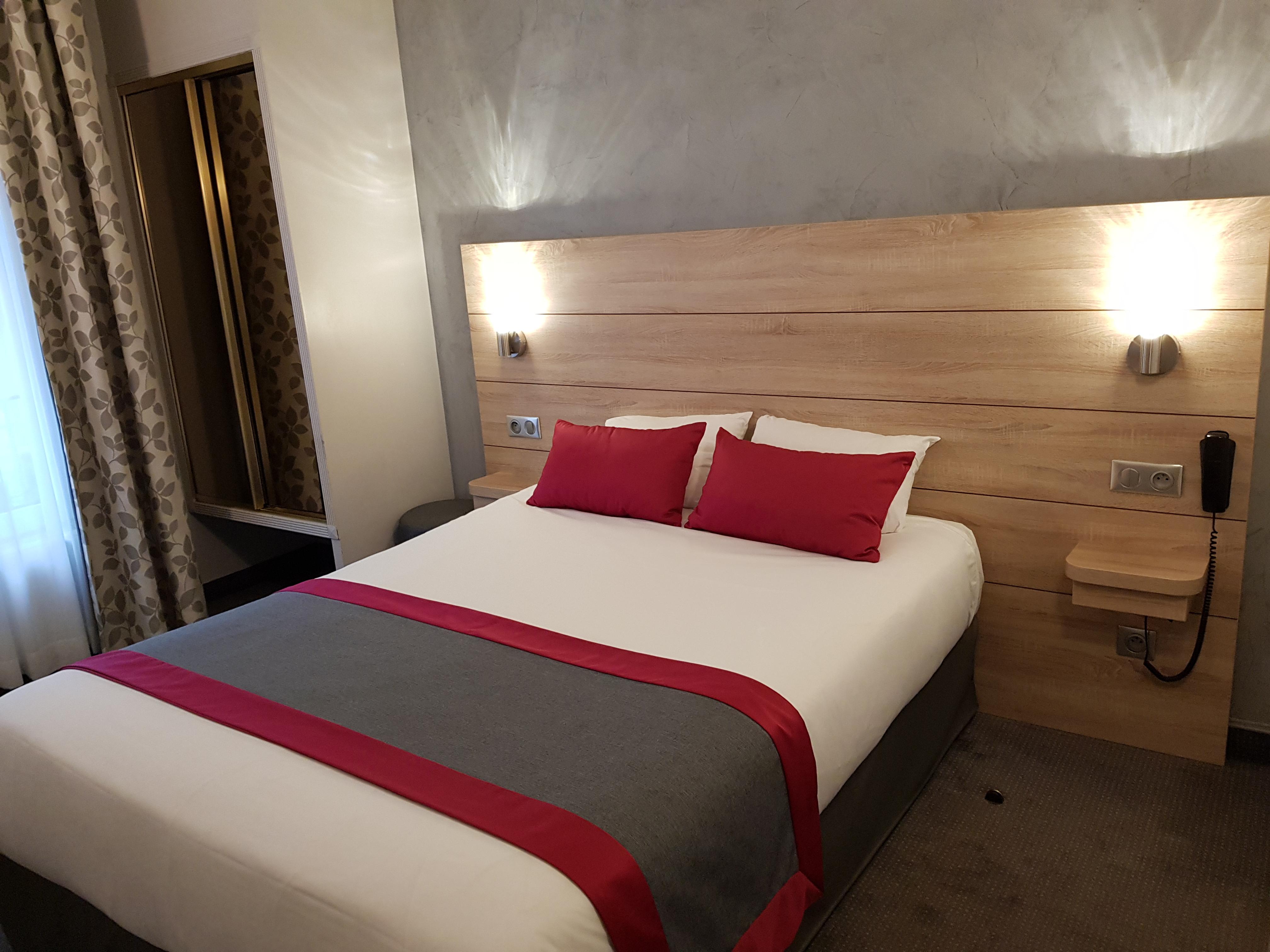 Champerret Elysées Hotel
