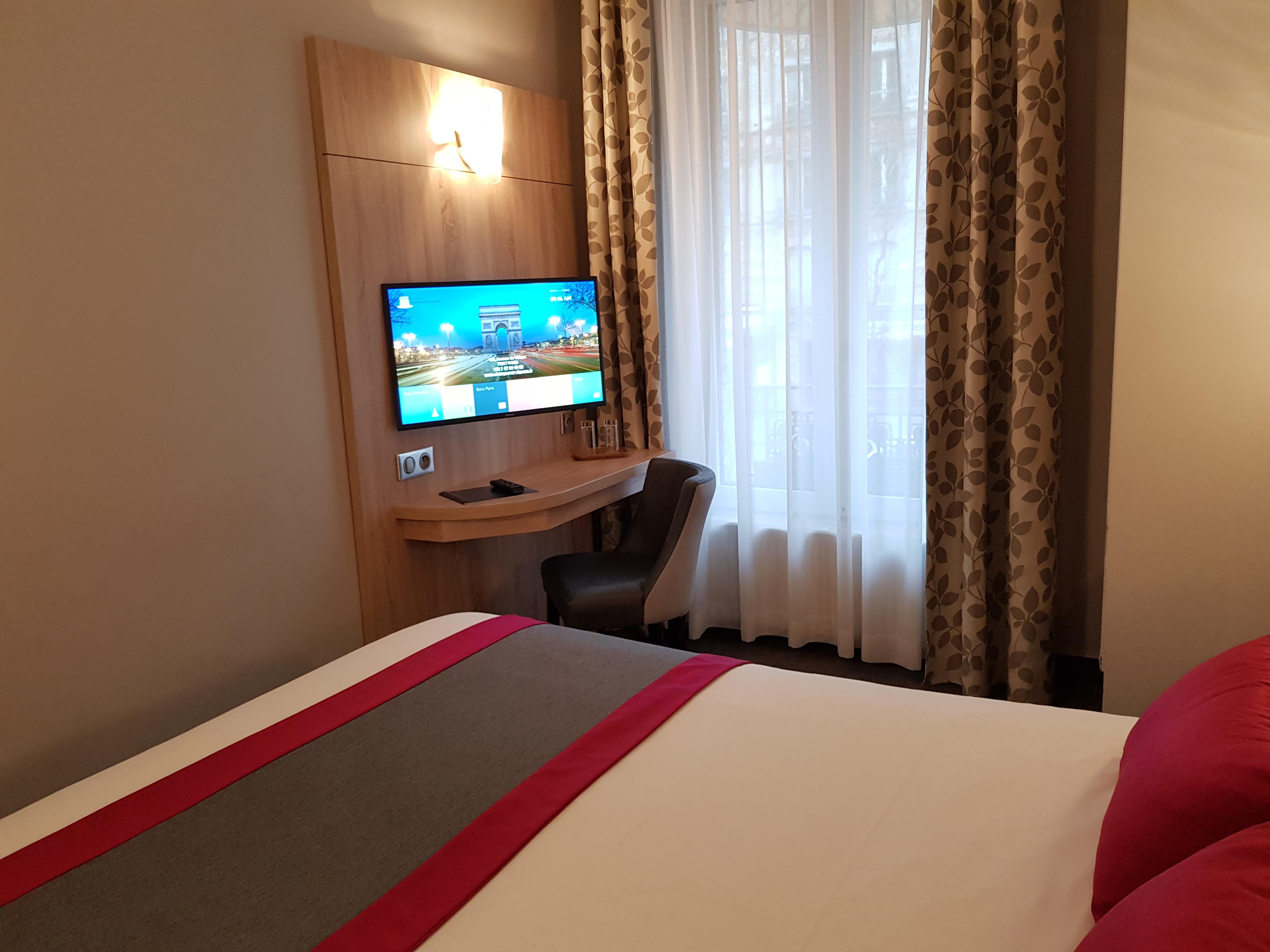Champerret Elysées 3* Paris