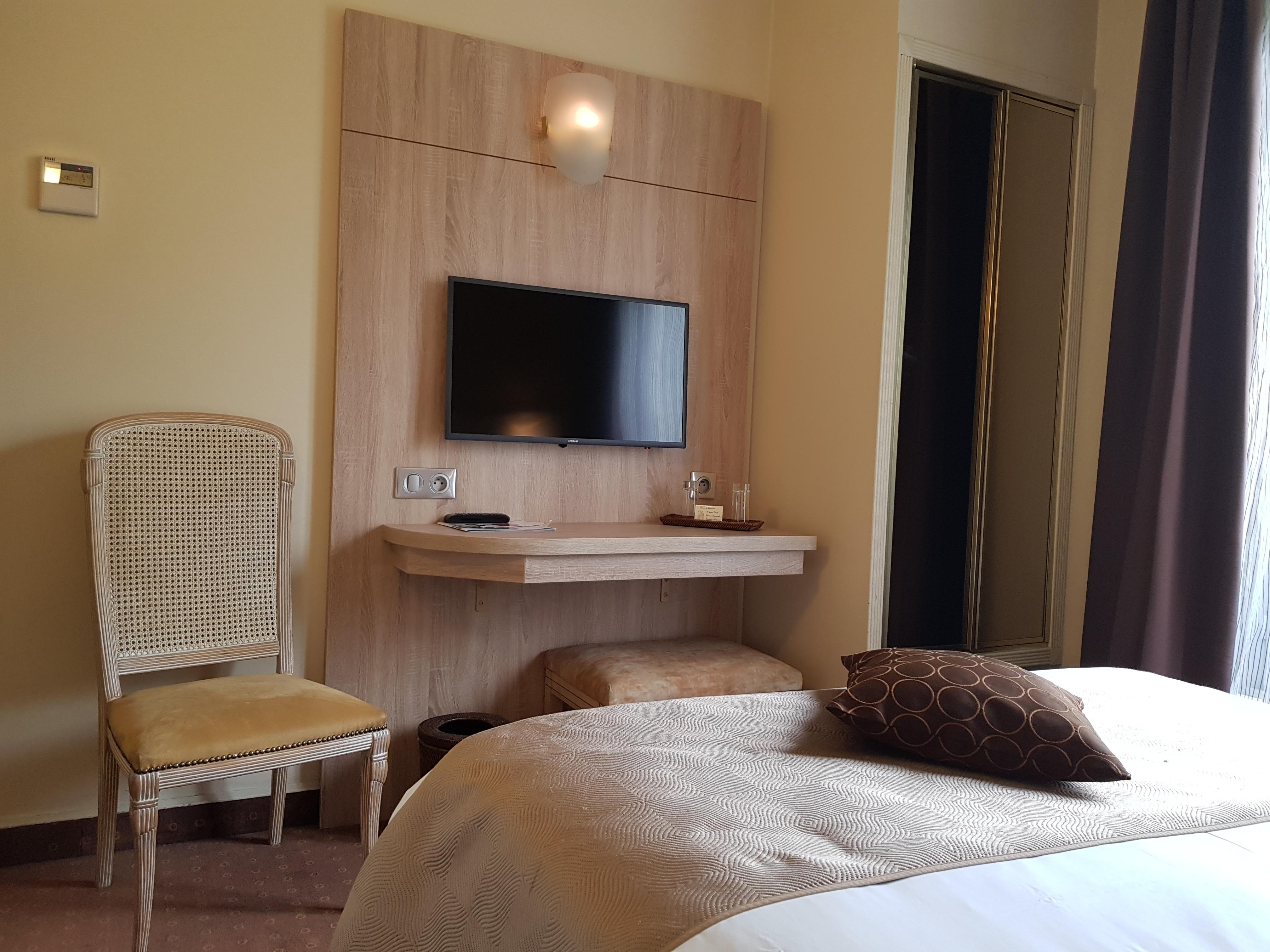 Champerret Elysées Hotel Paris