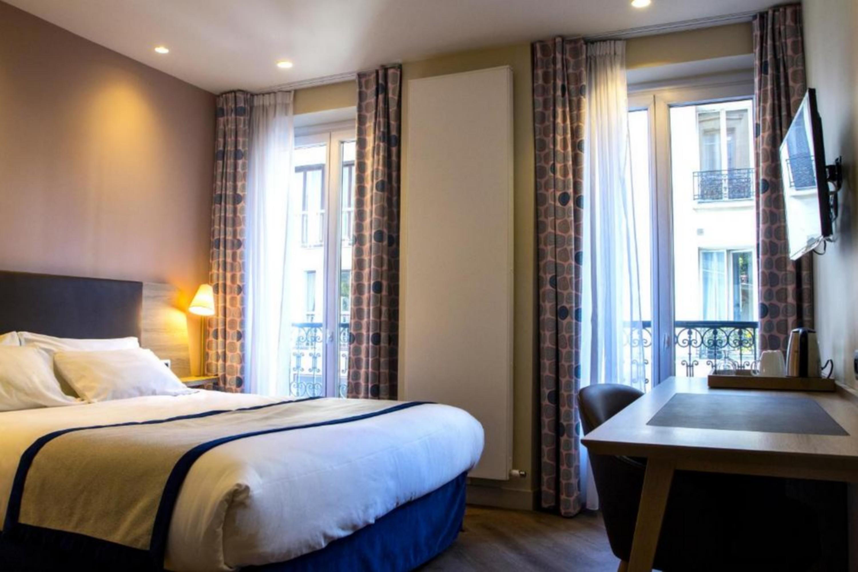 Hotel De Sévigné Paris