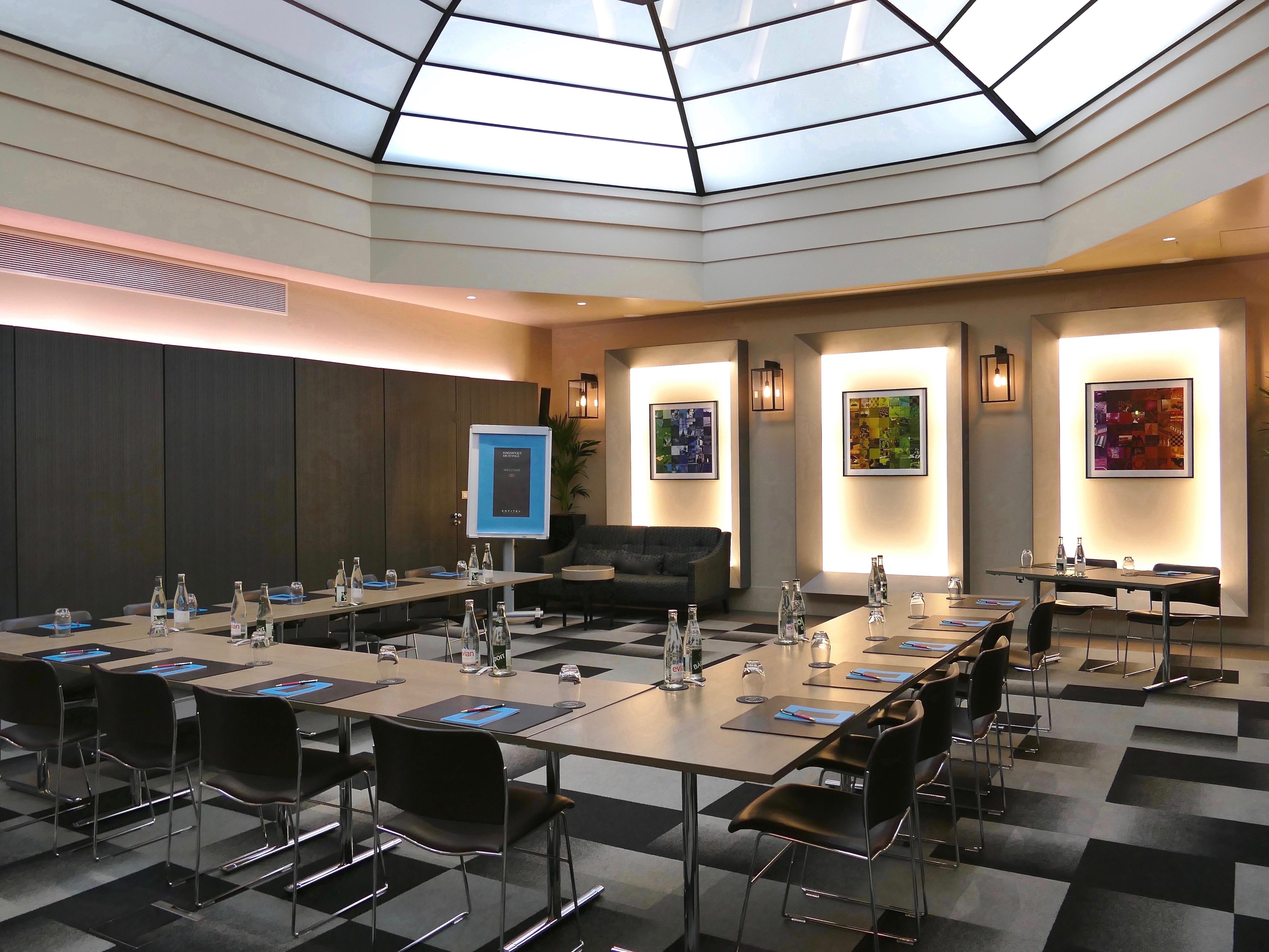 Sofitel Arc De Triomphe Hotel