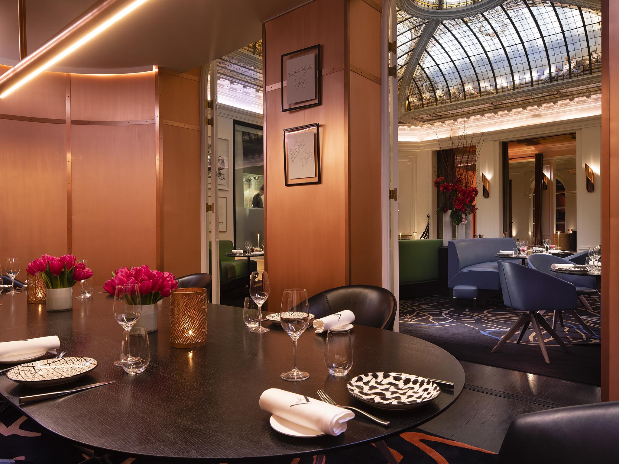 Vernet Champs Elysées Hotel Paris
