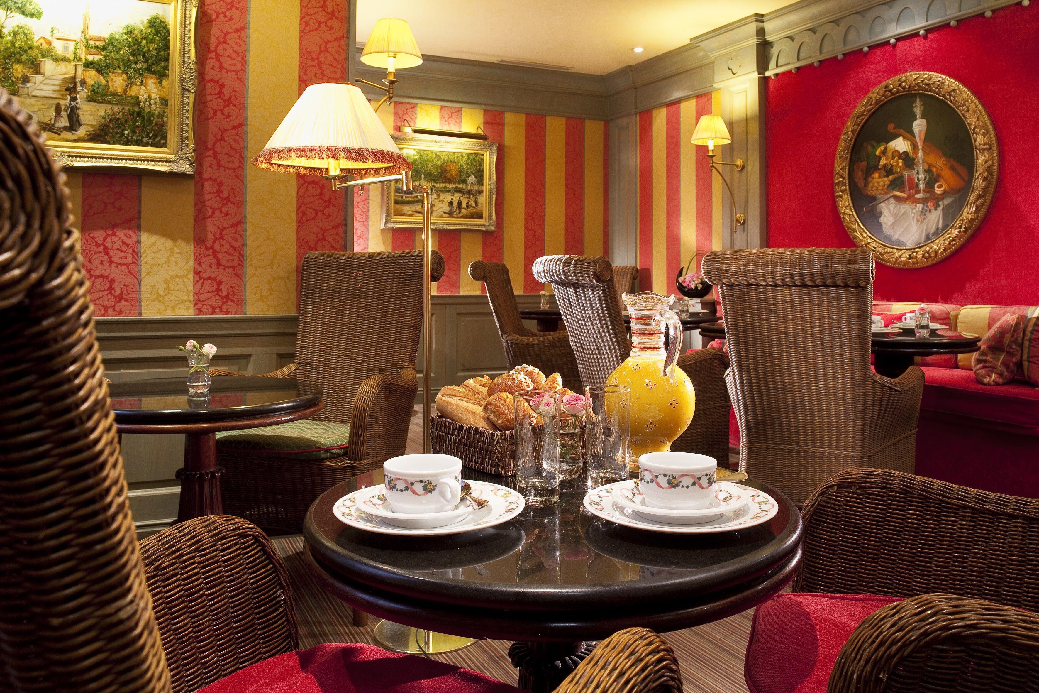Hotel Chambiges Elysees Paris