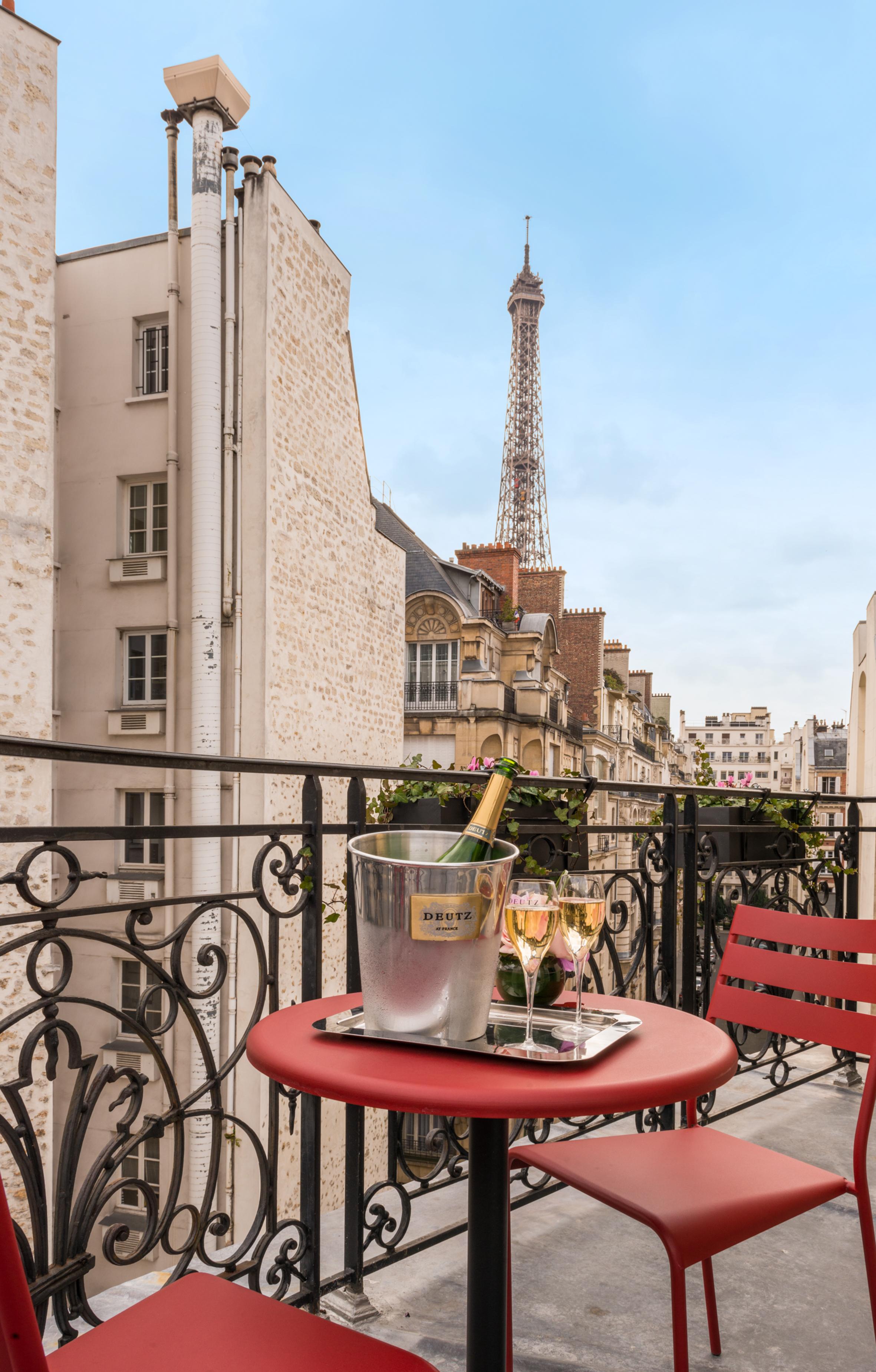 Hotel Derby Alma Paris