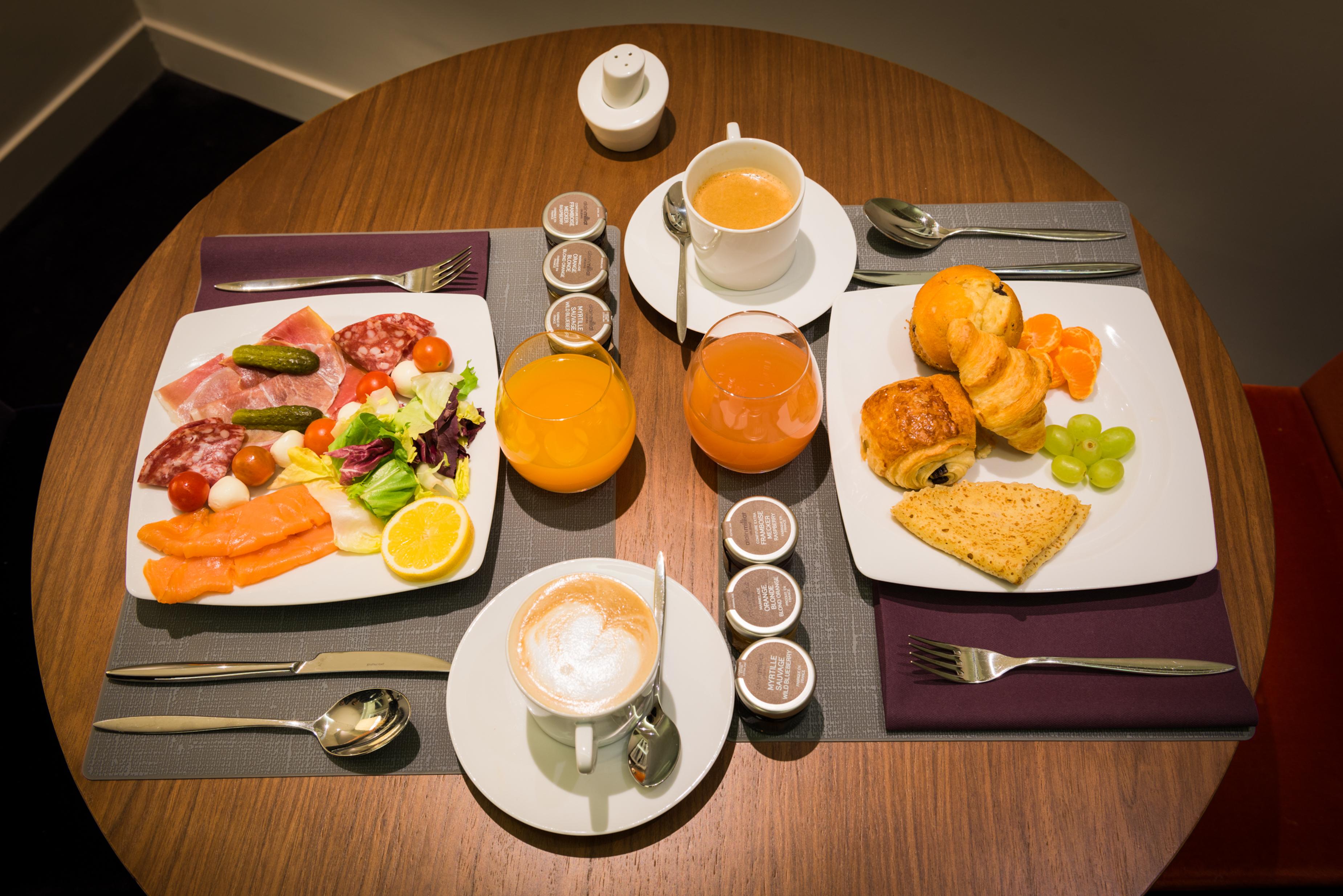 Derby Alma 4* Paris