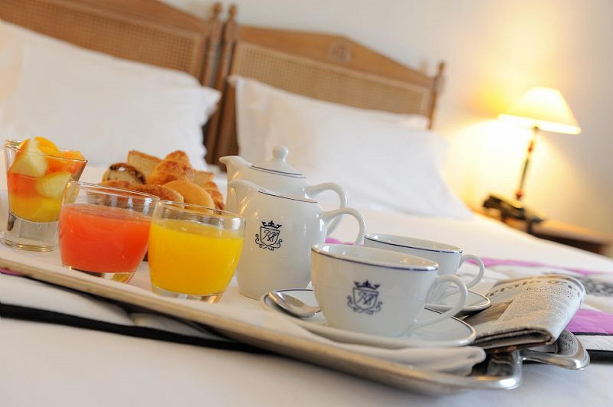Royal Champs Elysees Hotel
