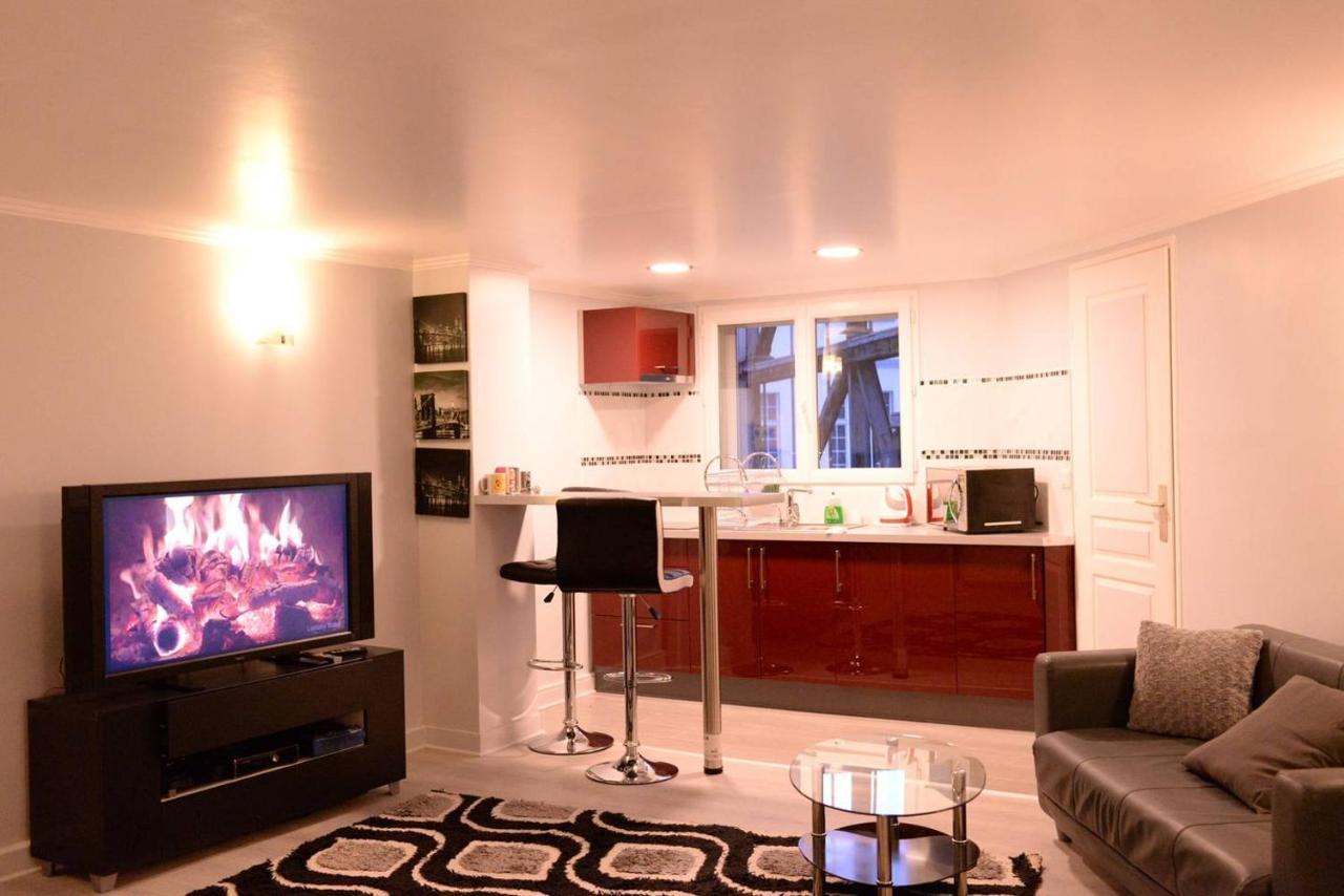 Beau Meublé 2min Du Moulin Rouge Appartement