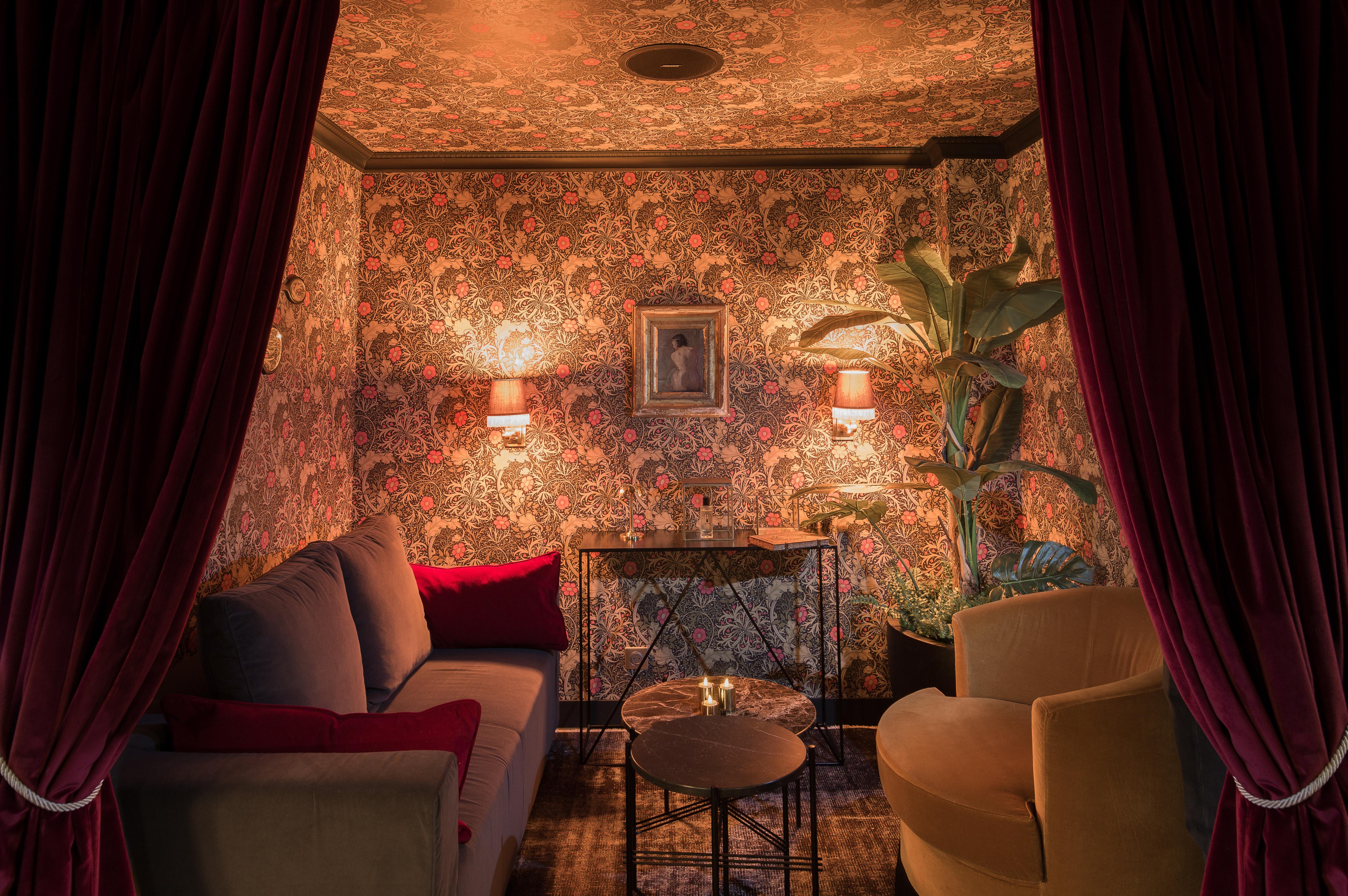 Snob Hotel Hotel 4*