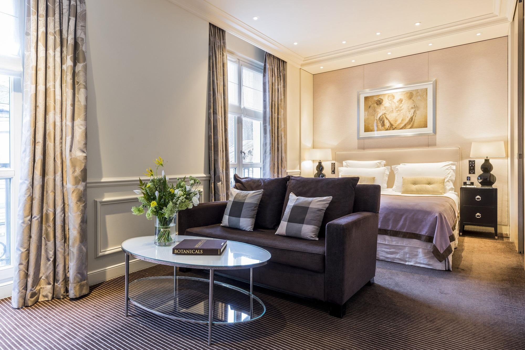 Grand Du Palais Royal Hotel 5*