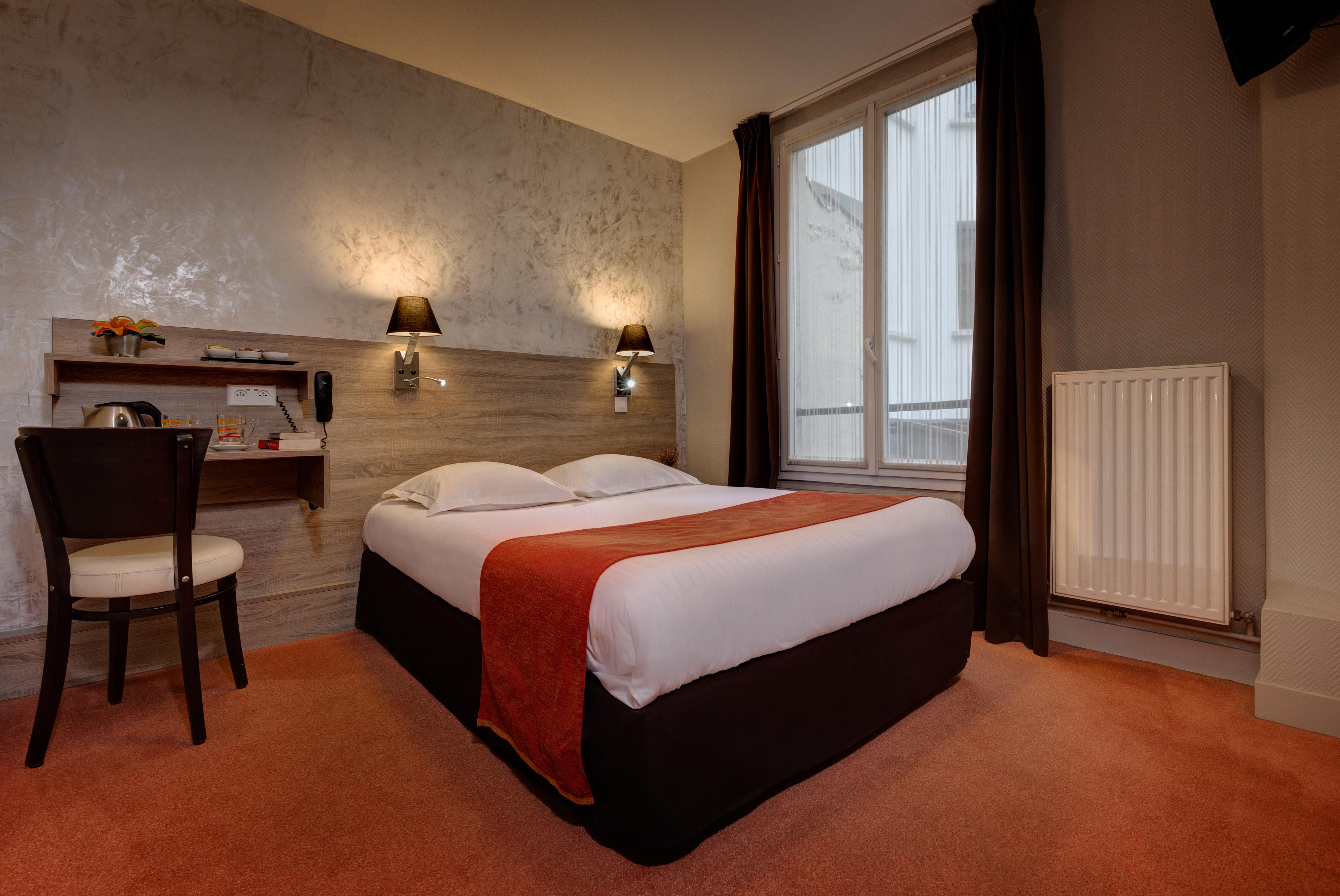 Lena Hotel