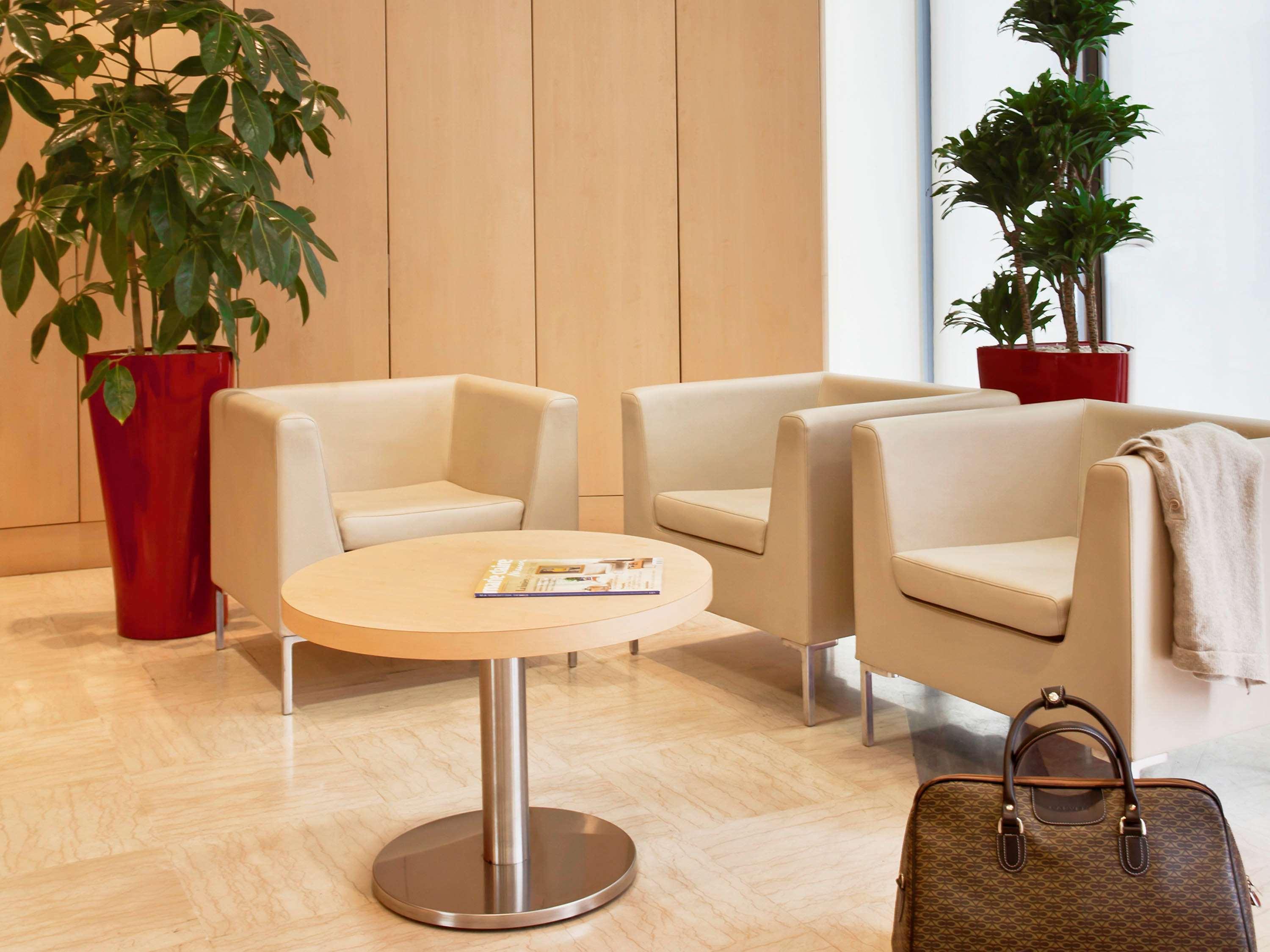 Ibis Opéra La Fayette 3*