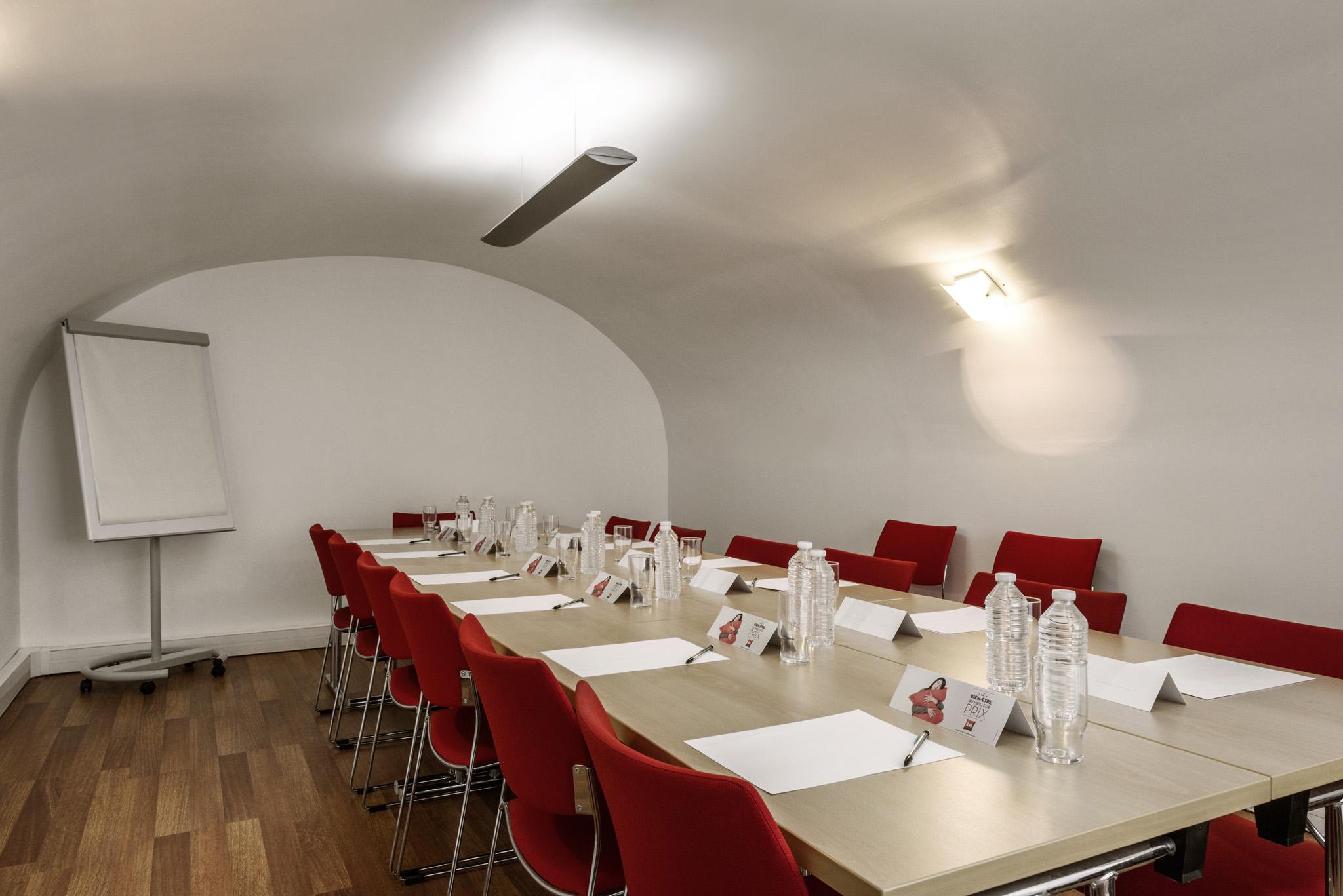 Ibis Opéra La Fayette 3*