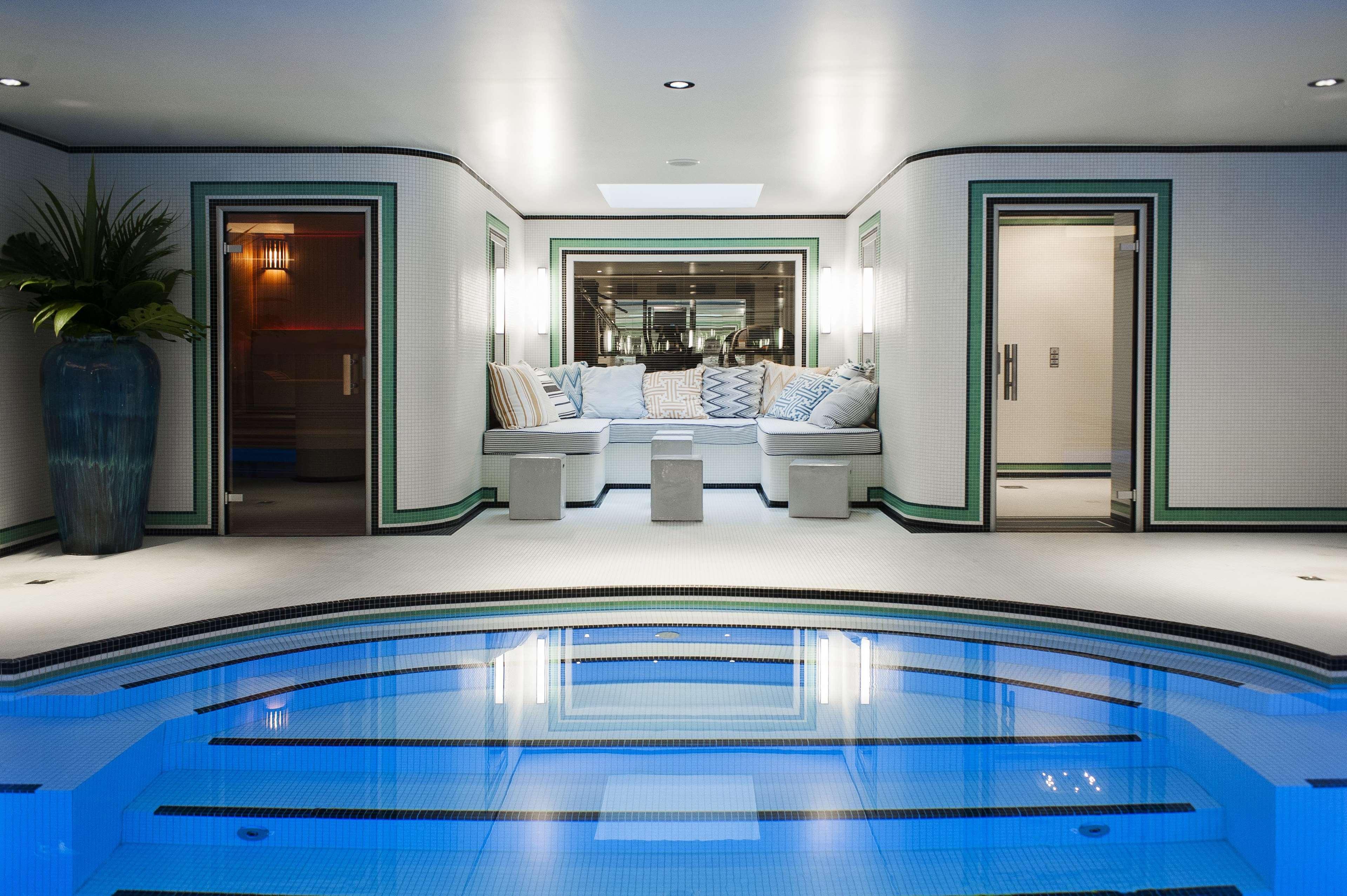 Hotel Eiffel Blomet Paris