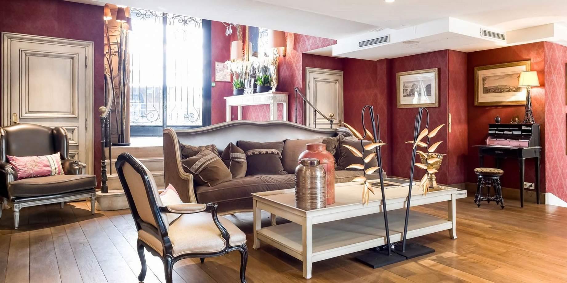 Chateaubriand Hotel 4*