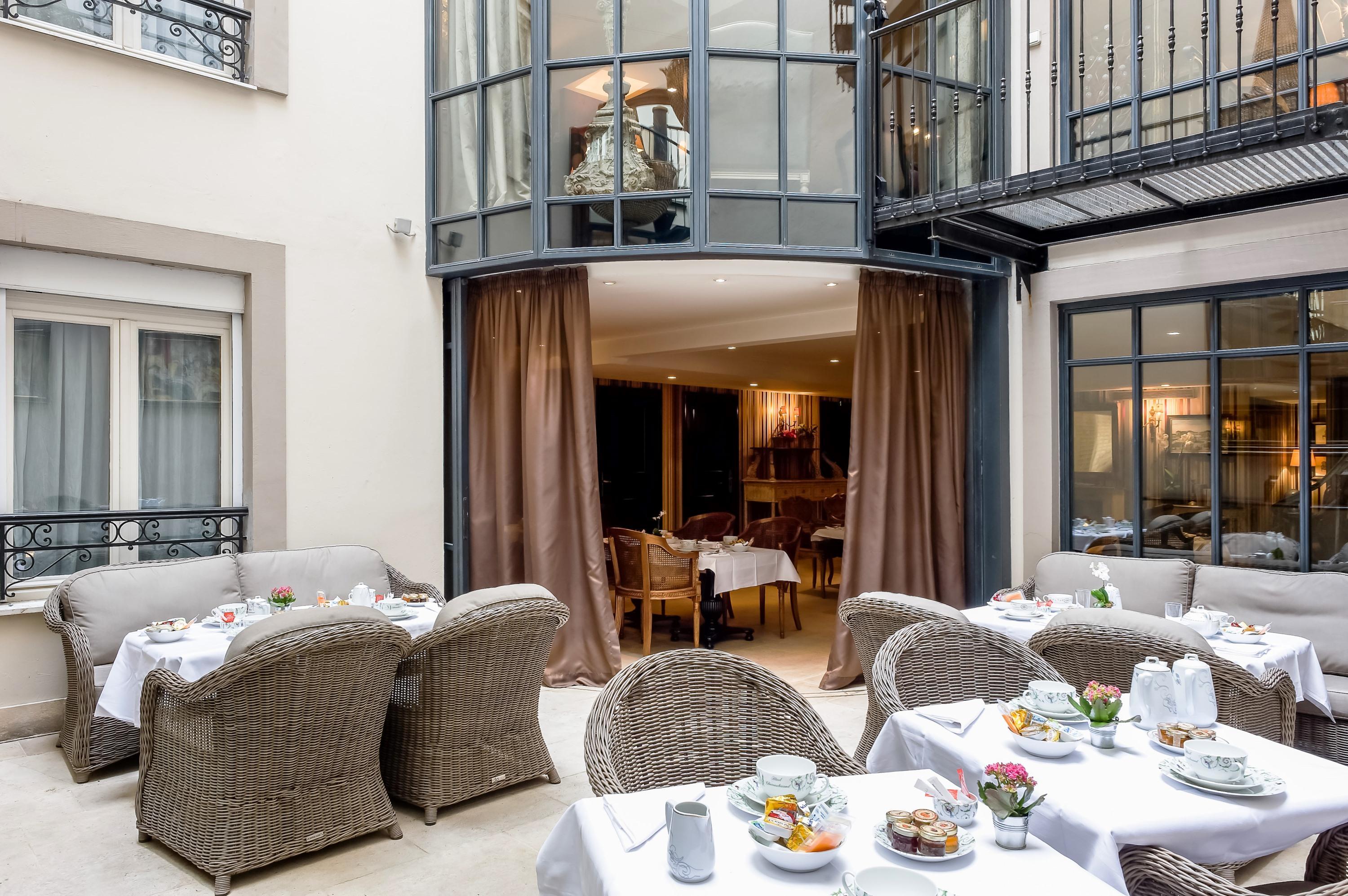 Hotel Chateaubriand 4*