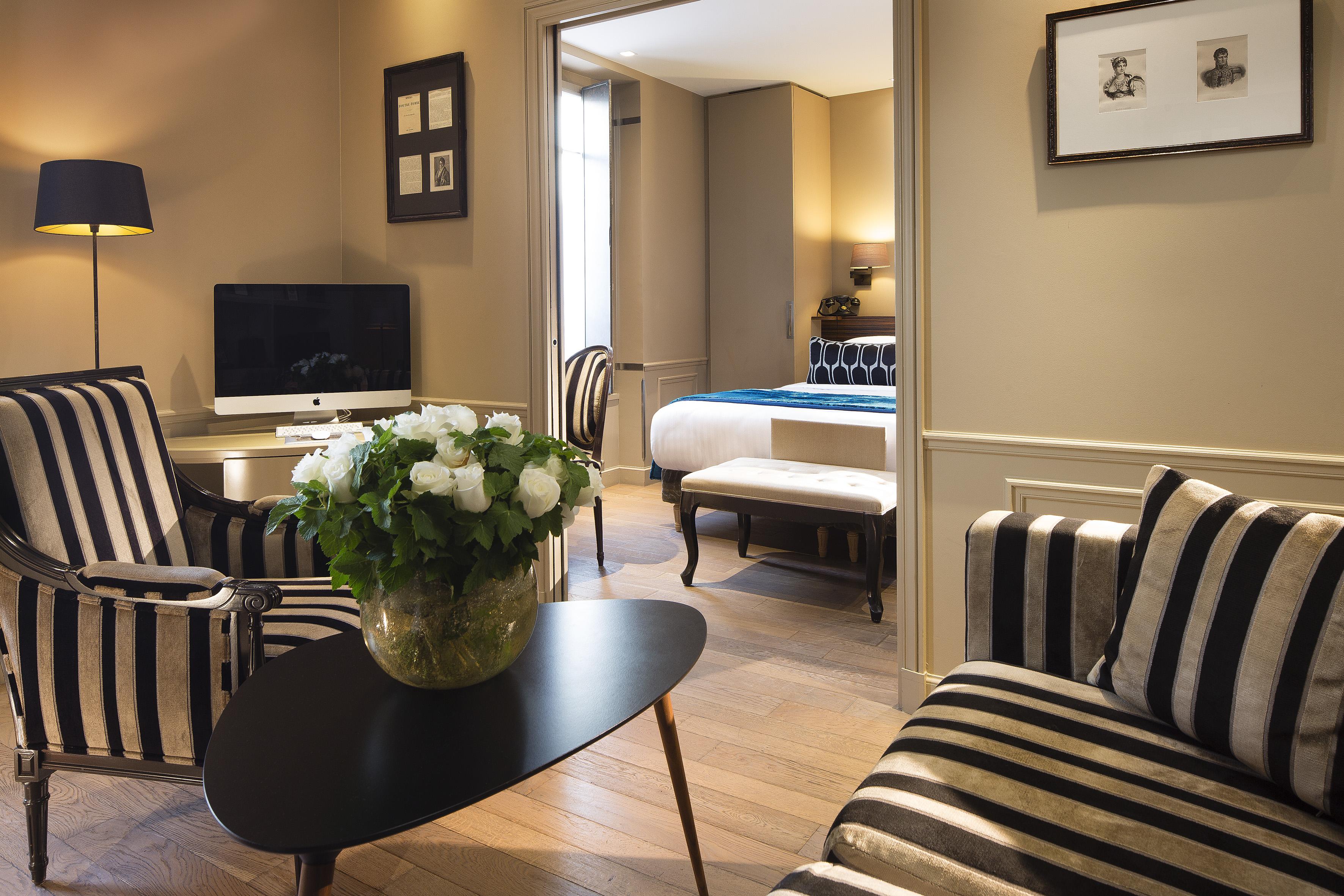 & La Belle Juliette Hotel Paris