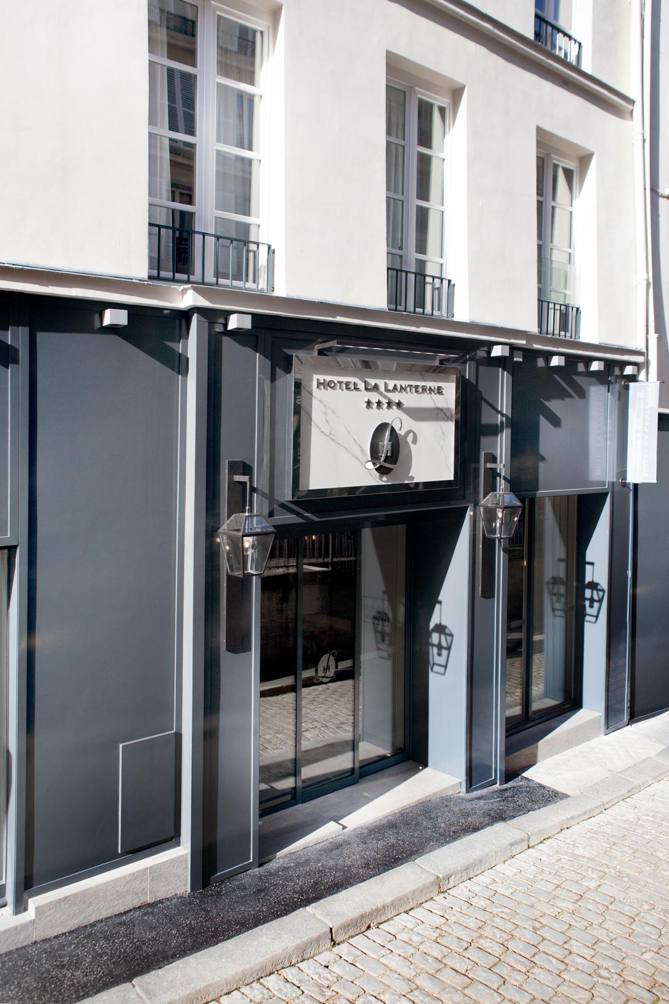 Hotel La Lanterne & By Timhotel 4*