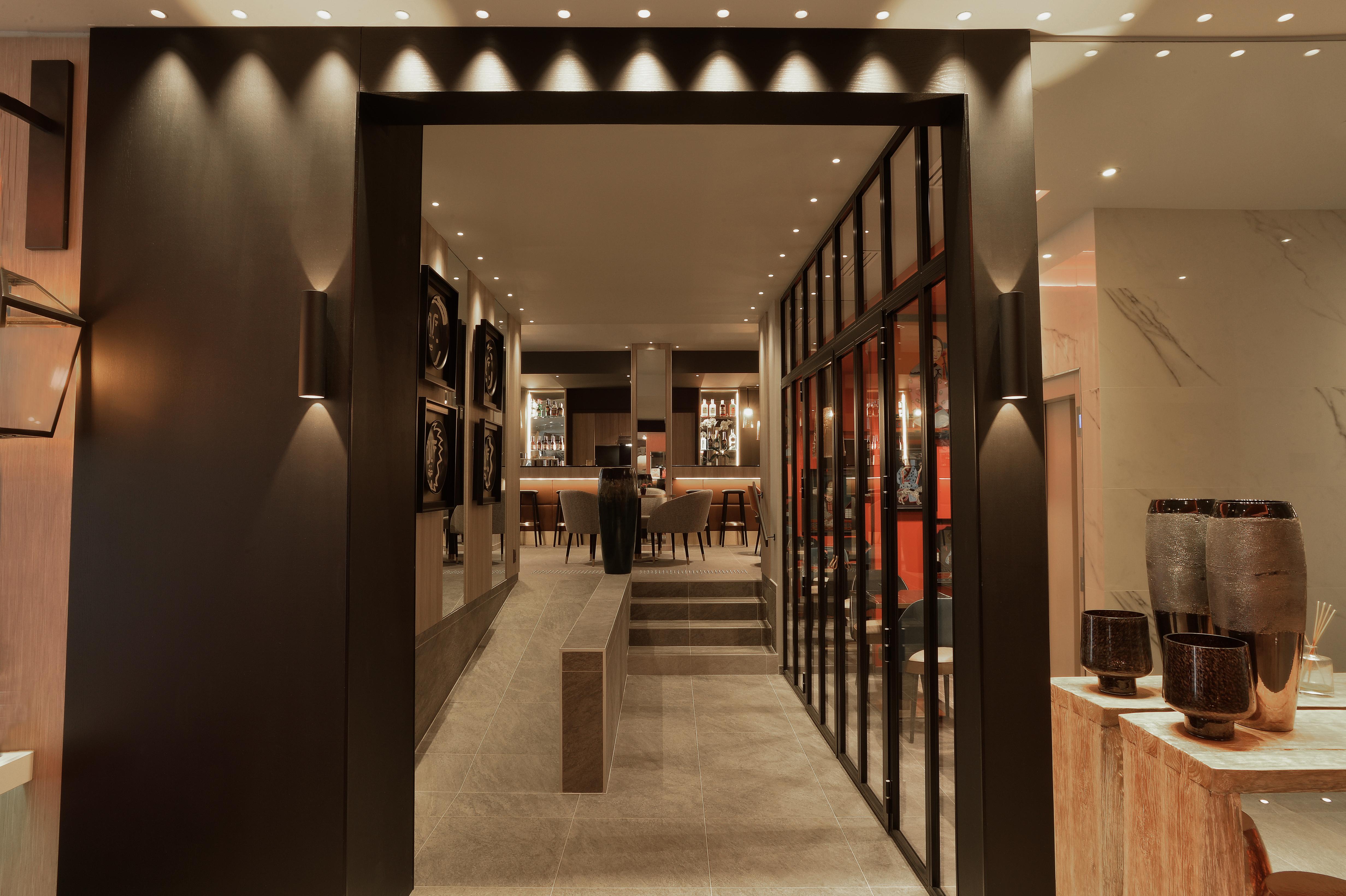 La Lanterne & By Timhotel Hotel