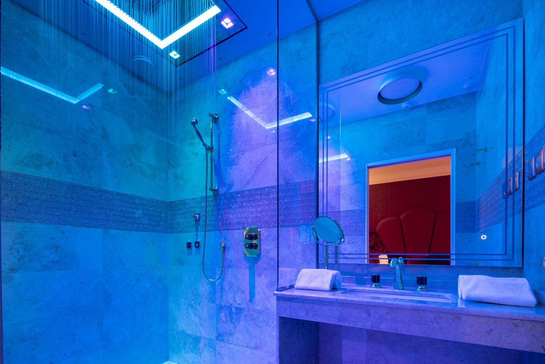 J'adore & (adults Only) 5* Paris
