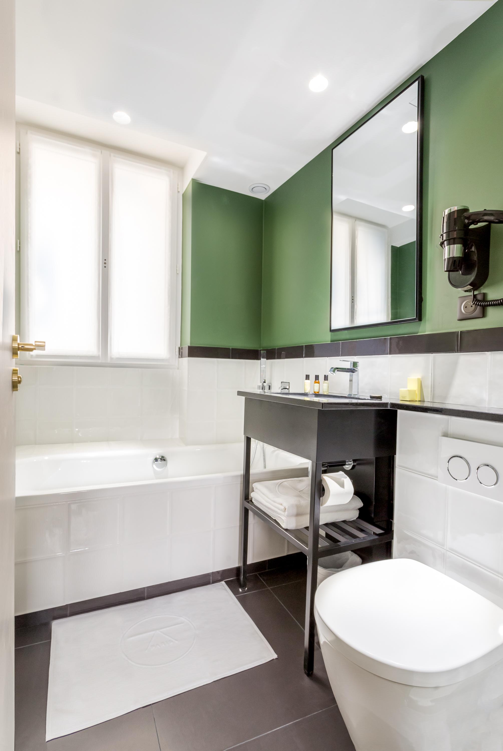 Bridget Hotel Paris