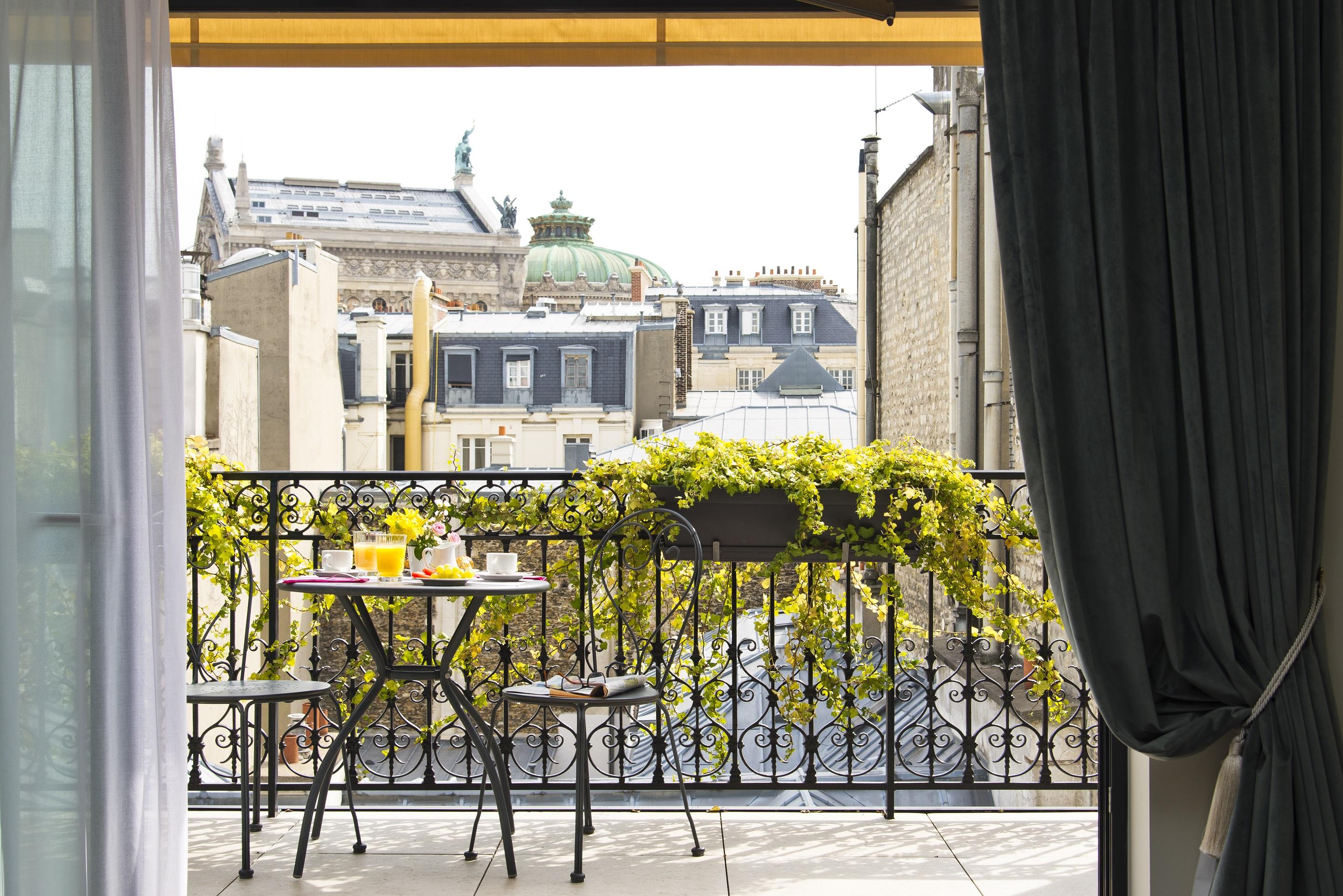 Hotel Saint-petersbourg Opera & 4*