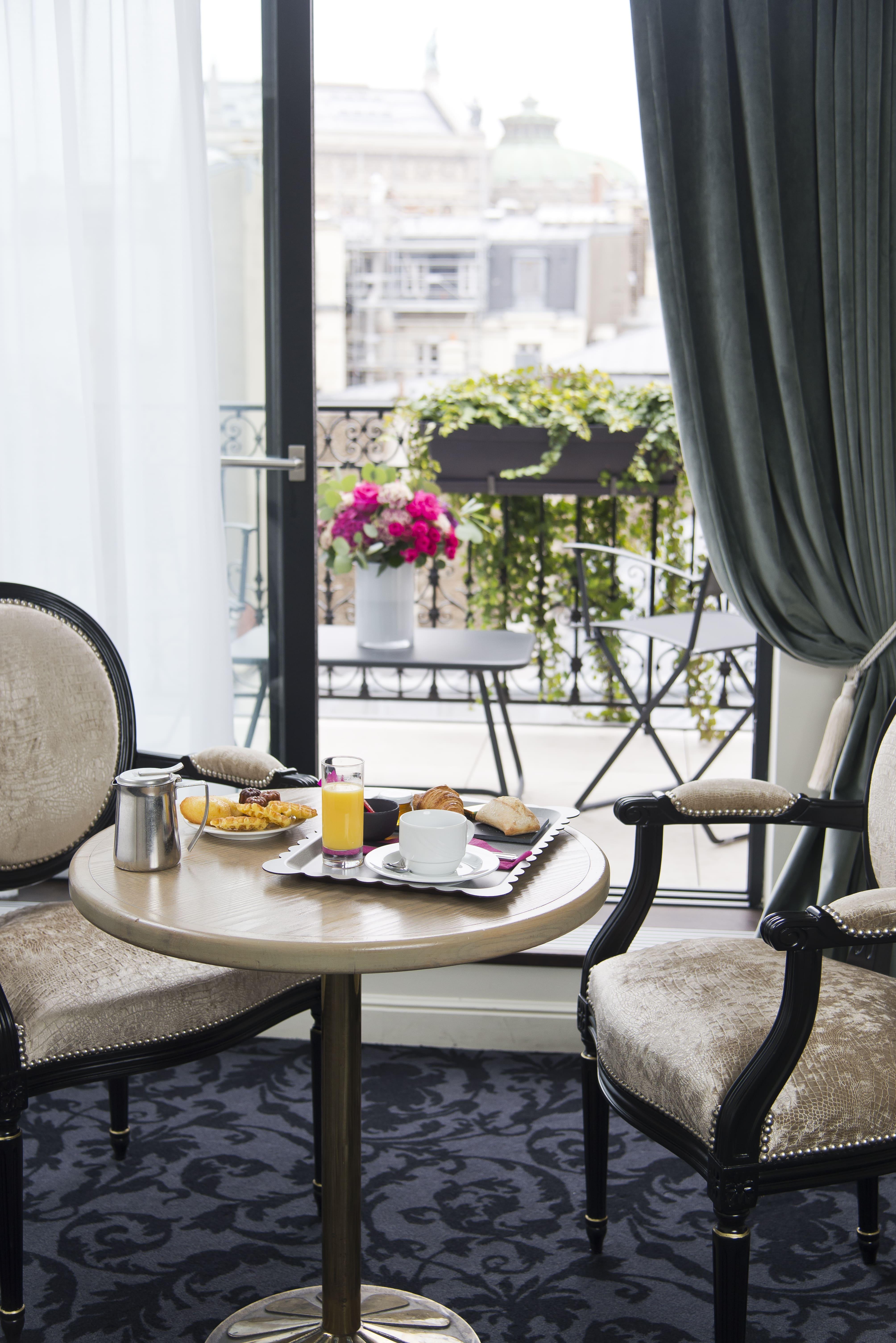 Hotel Saint-petersbourg Opera & 4*