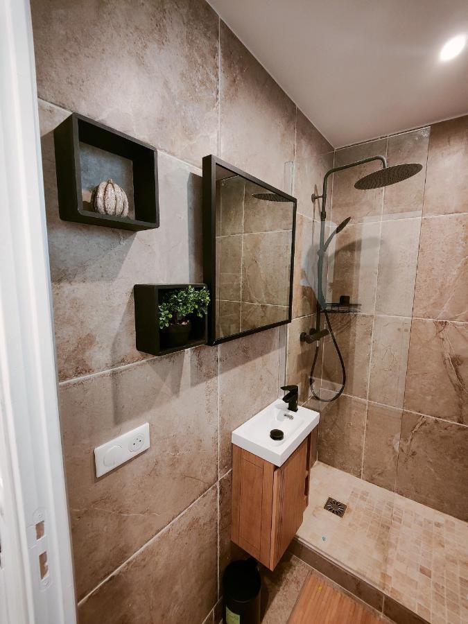 Apartment Elegant Studio - Montmartre Paris