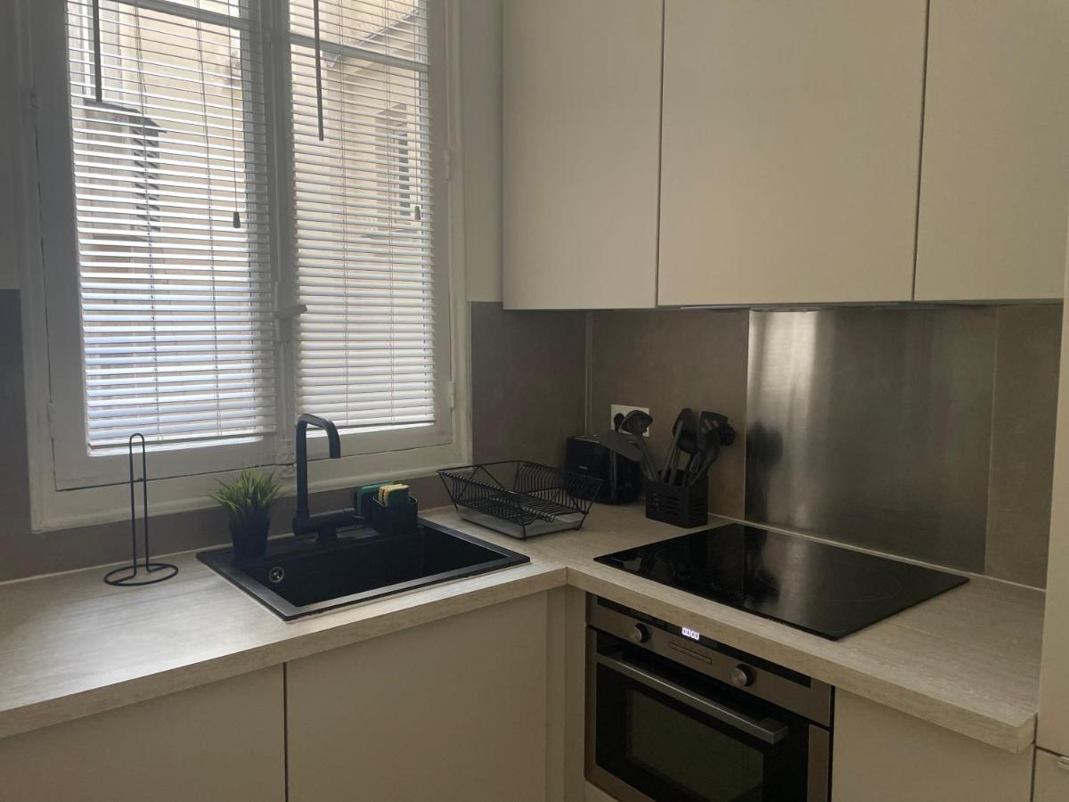 Splendide Appartement, Chic, Elegant Et Calme. Appartement Paris