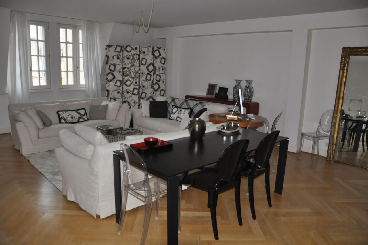 Apartment Au Champs Elysees