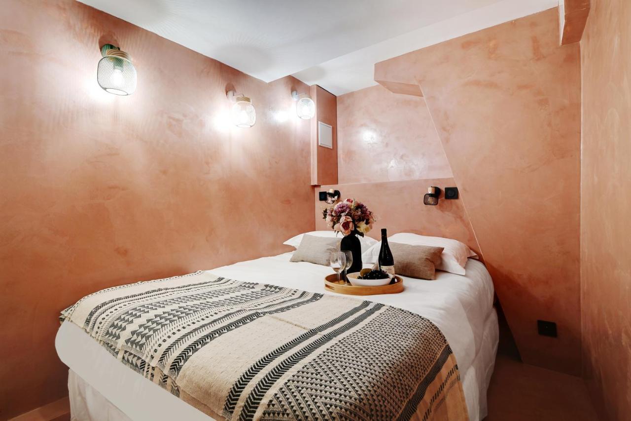 Cmg Amazing Duplex 3br 6p Le Marais Apartment