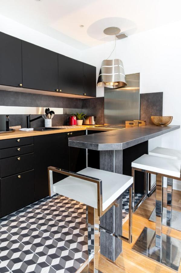 Montmartre/oslo : Magnifique 4p/1br Oslo Appartement Paris